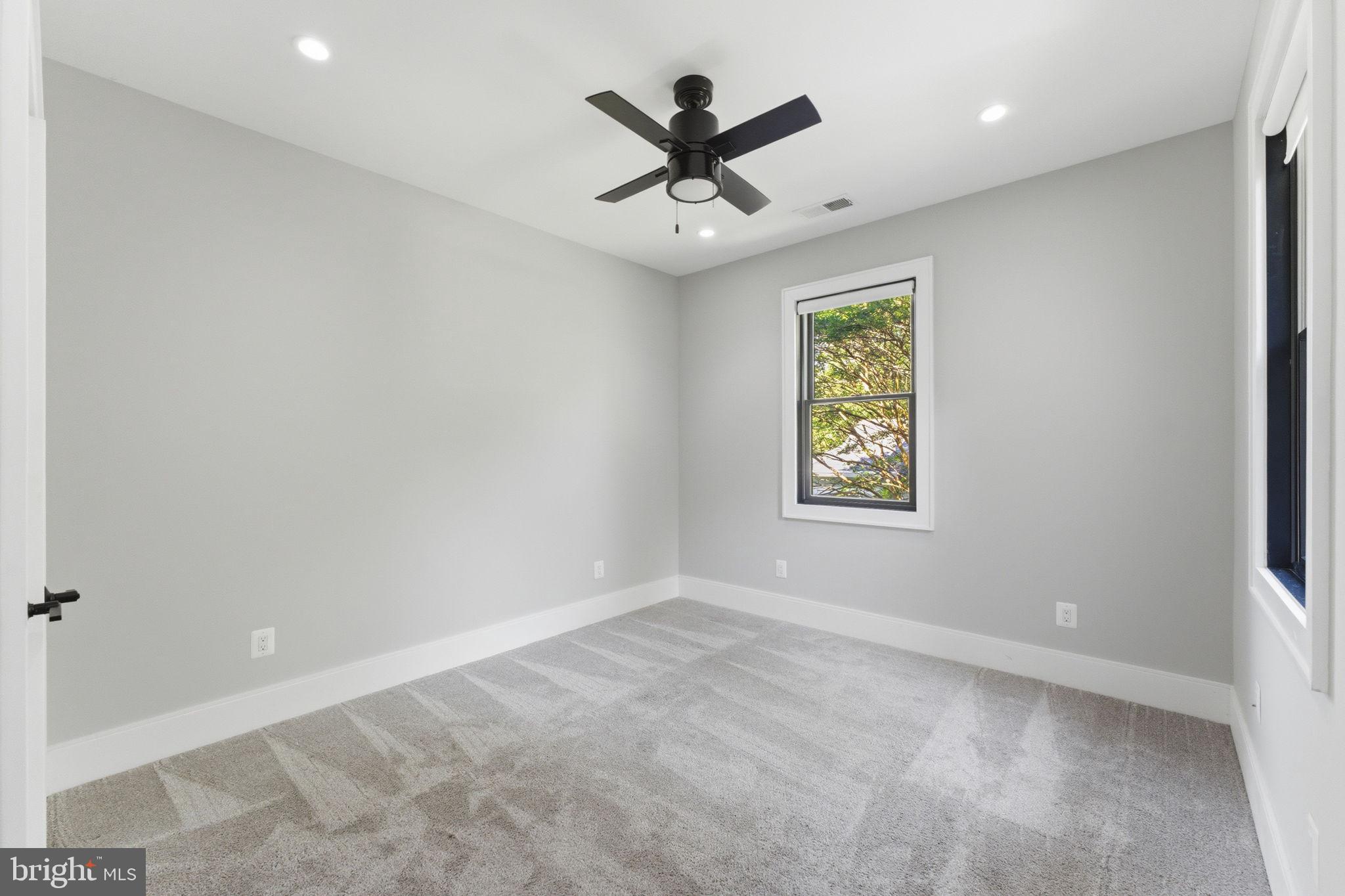 WHEATON OUT RES. (1) - Residential