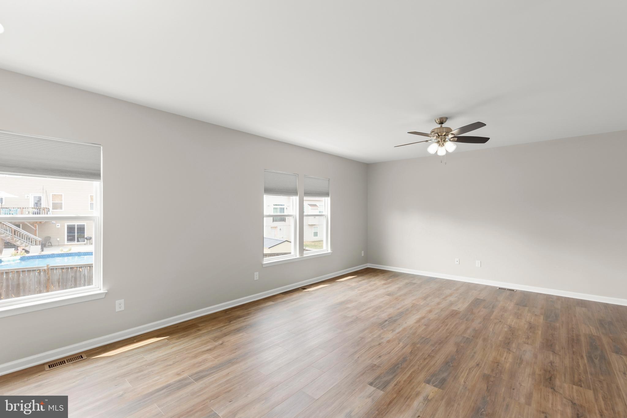 SOUTHERN HILLS - Residential