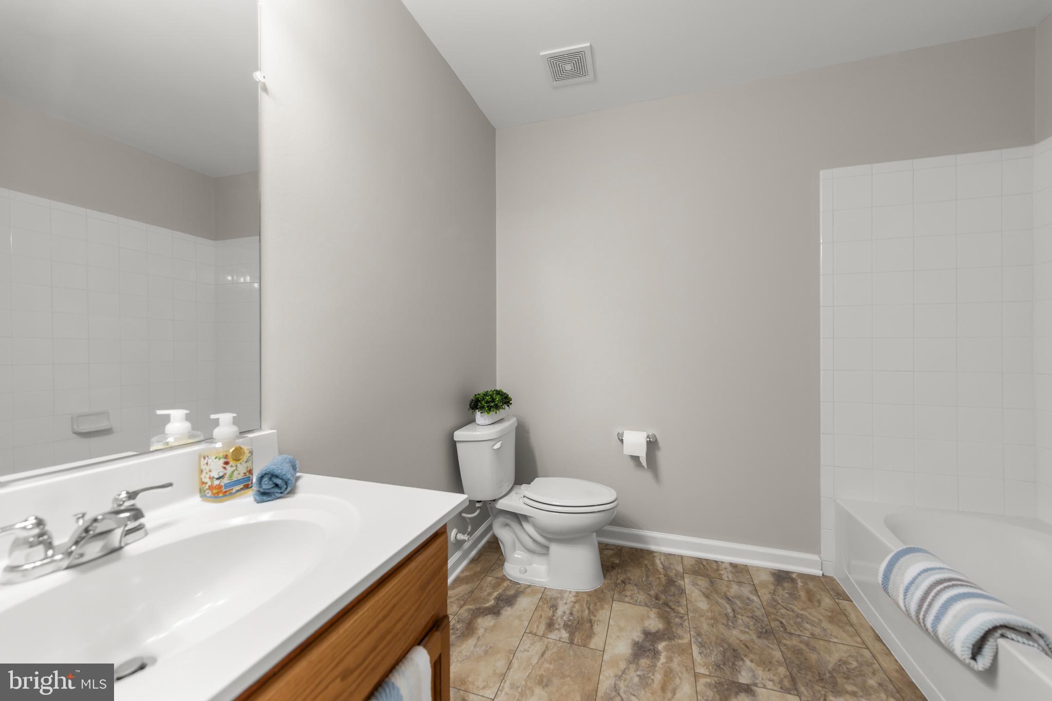 SOUTHERN HILLS - Residential