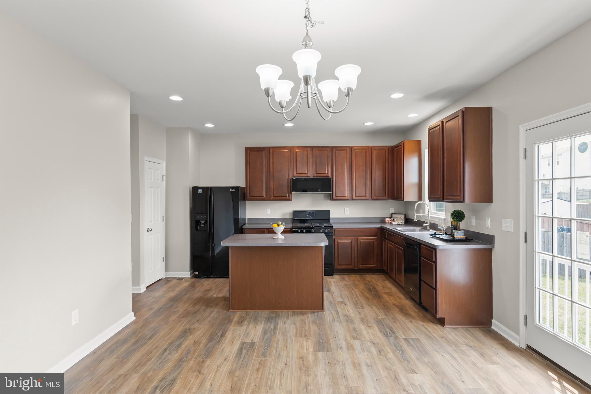 SOUTHERN HILLS - Residential