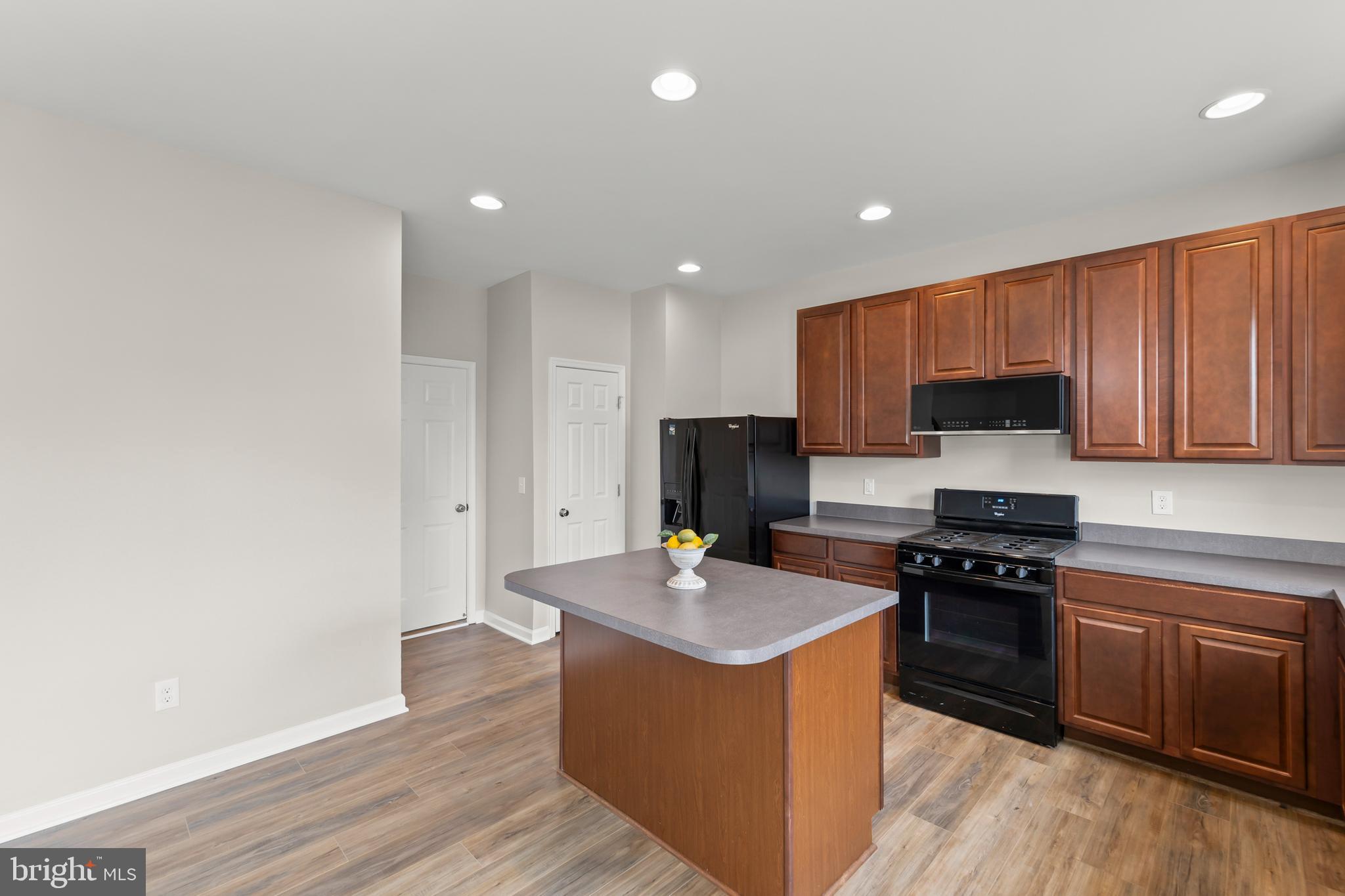 SOUTHERN HILLS - Residential
