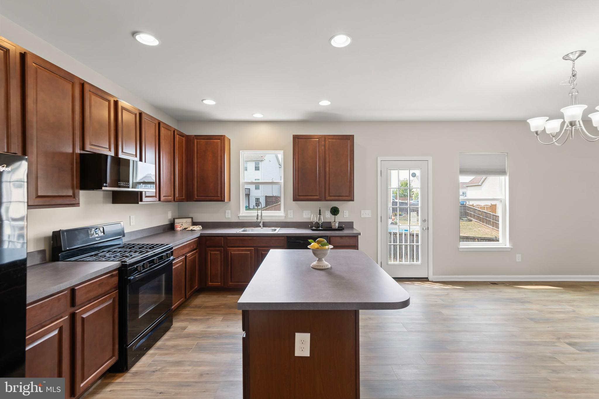SOUTHERN HILLS - Residential