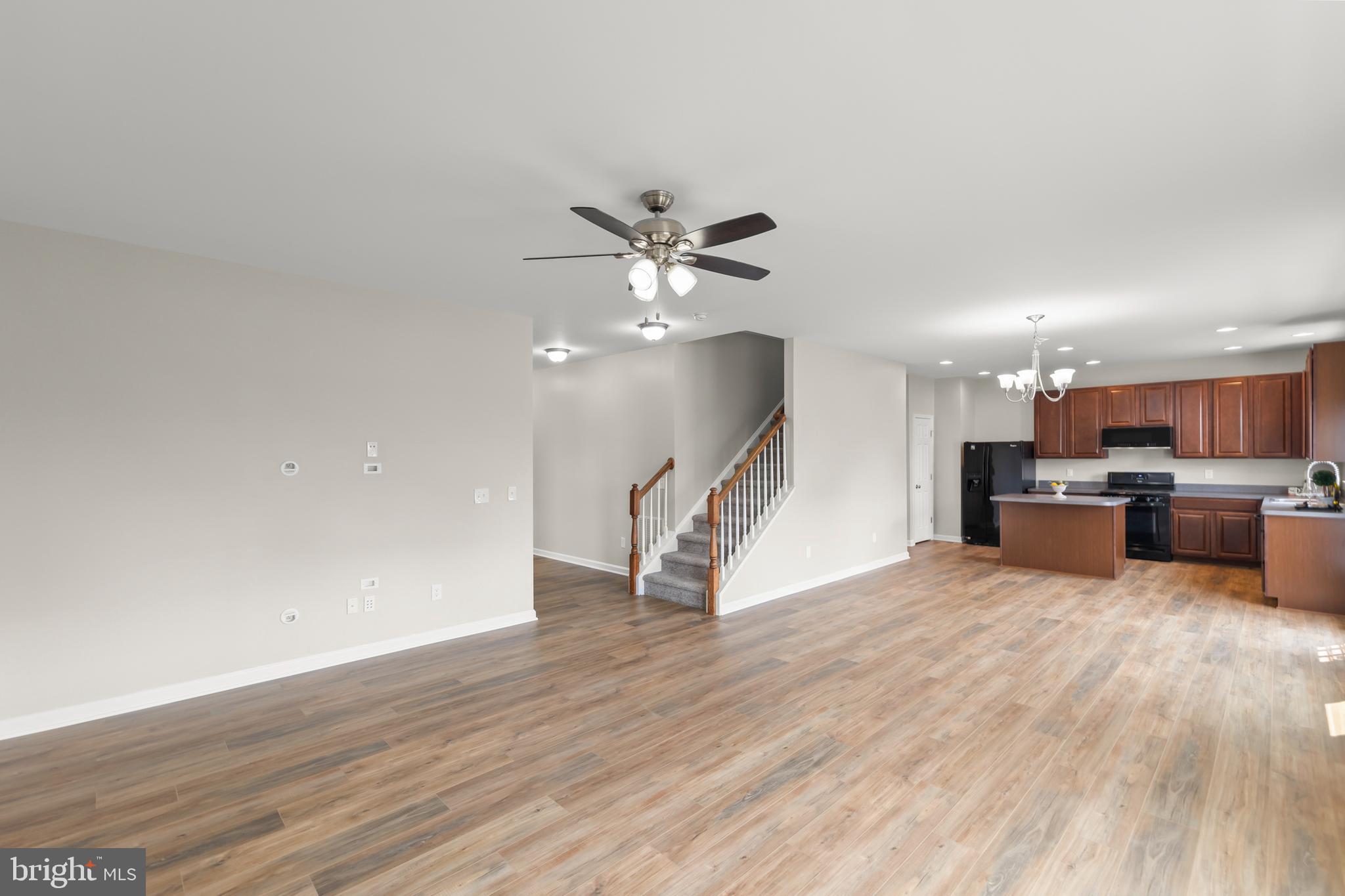 SOUTHERN HILLS - Residential