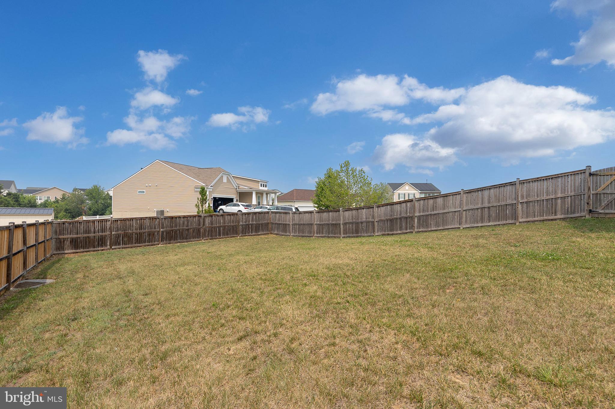SOUTHERN HILLS - Residential