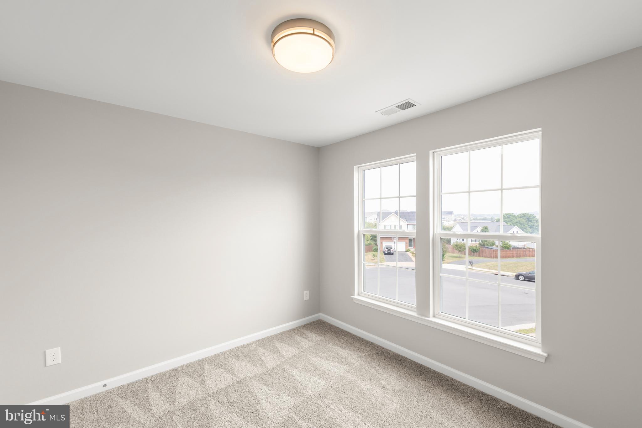 SOUTHERN HILLS - Residential