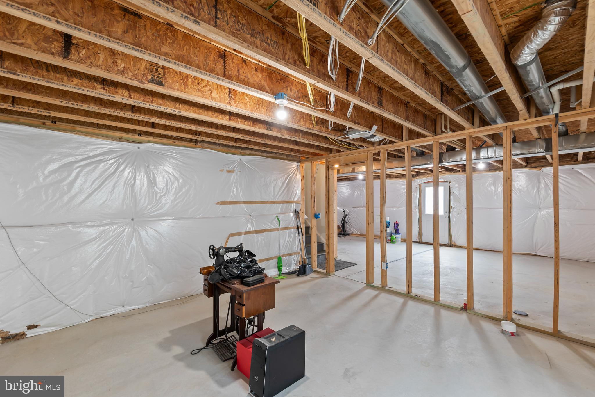 SOUTHERN HILLS - Residential