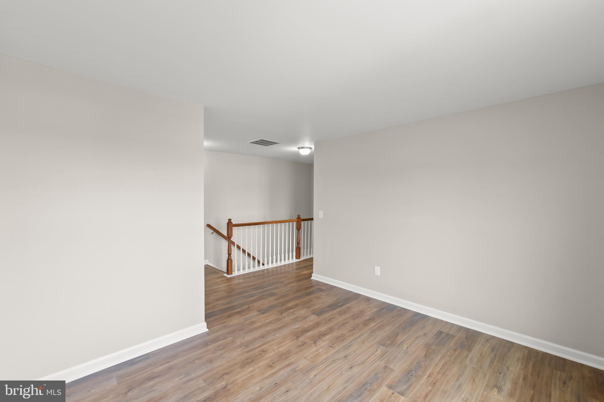 SOUTHERN HILLS - Residential
