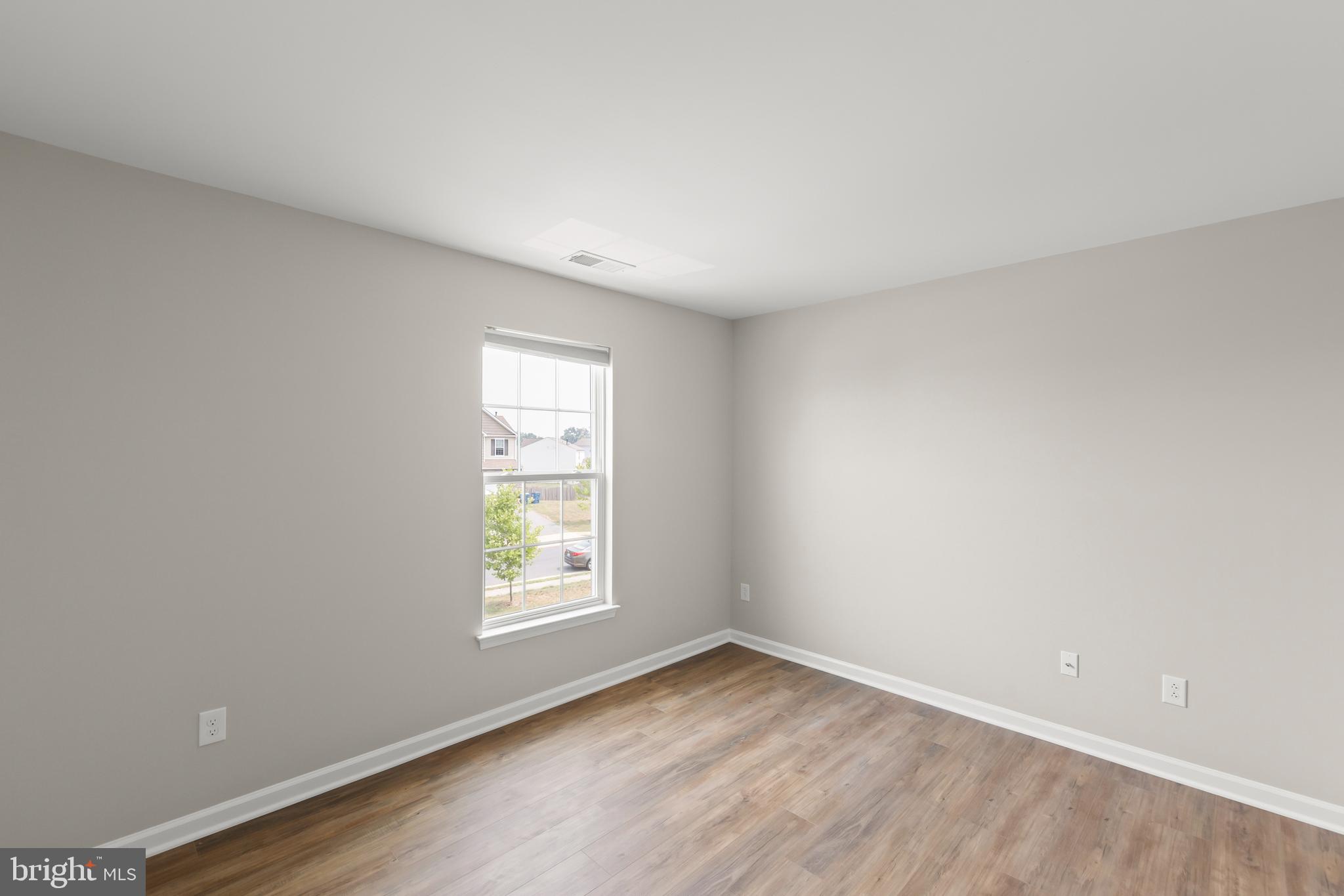 SOUTHERN HILLS - Residential