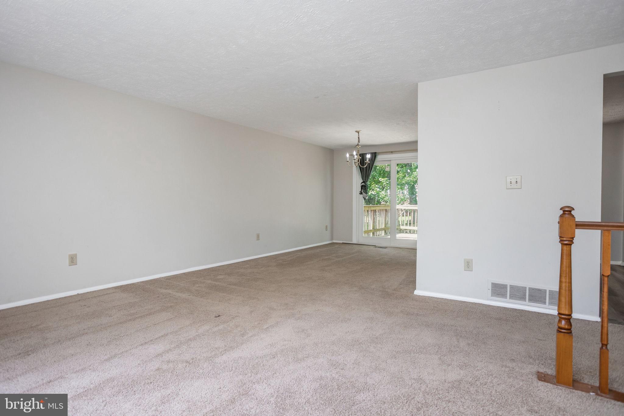 QUINCE ORCHARD MANOR - Residential