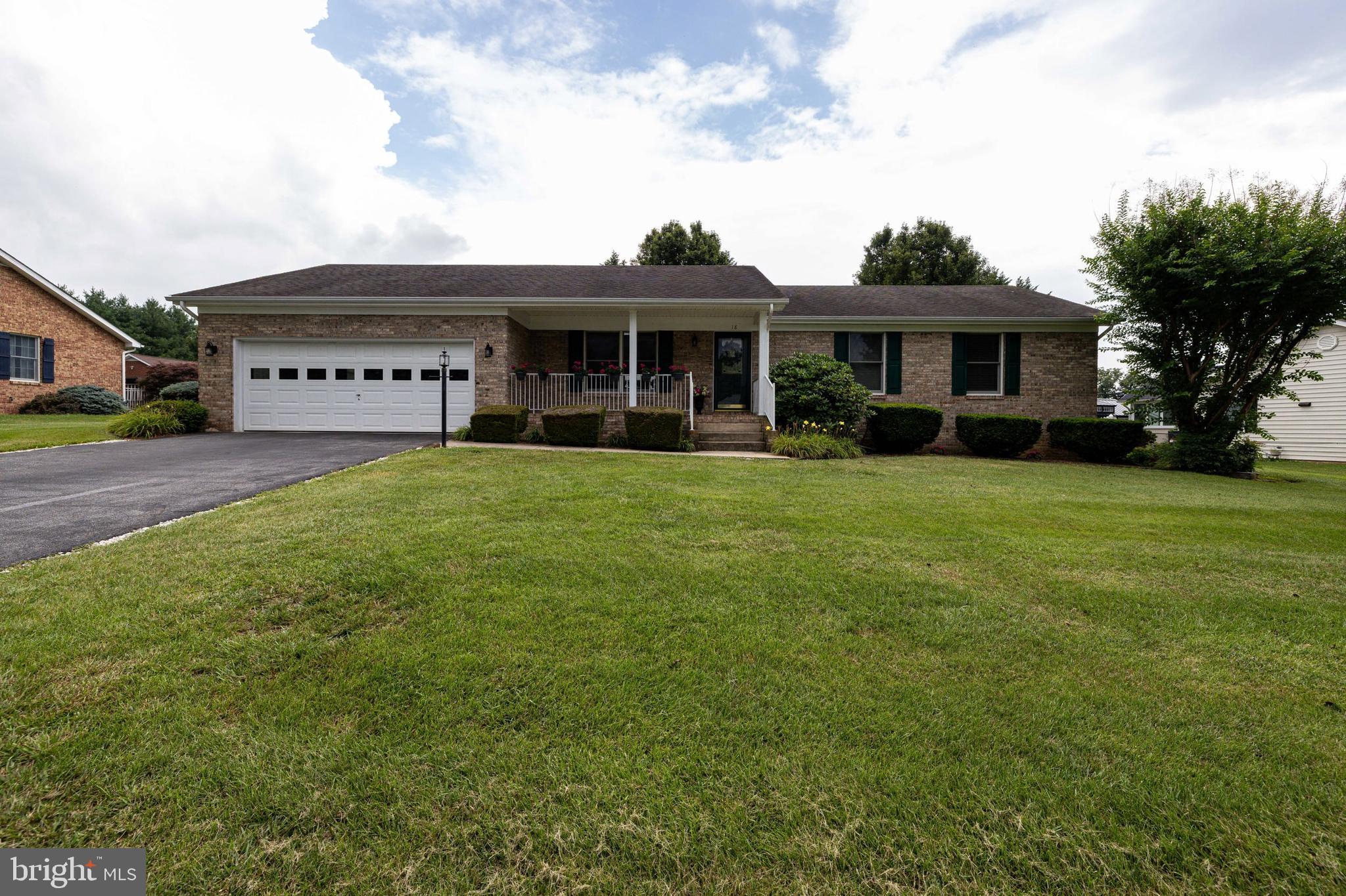 THE MEADOWS - Residential