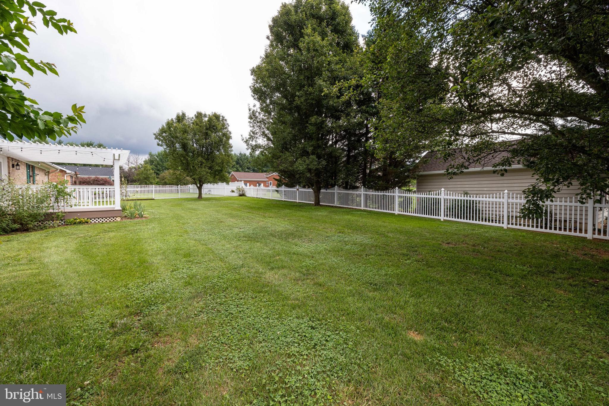 THE MEADOWS - Residential