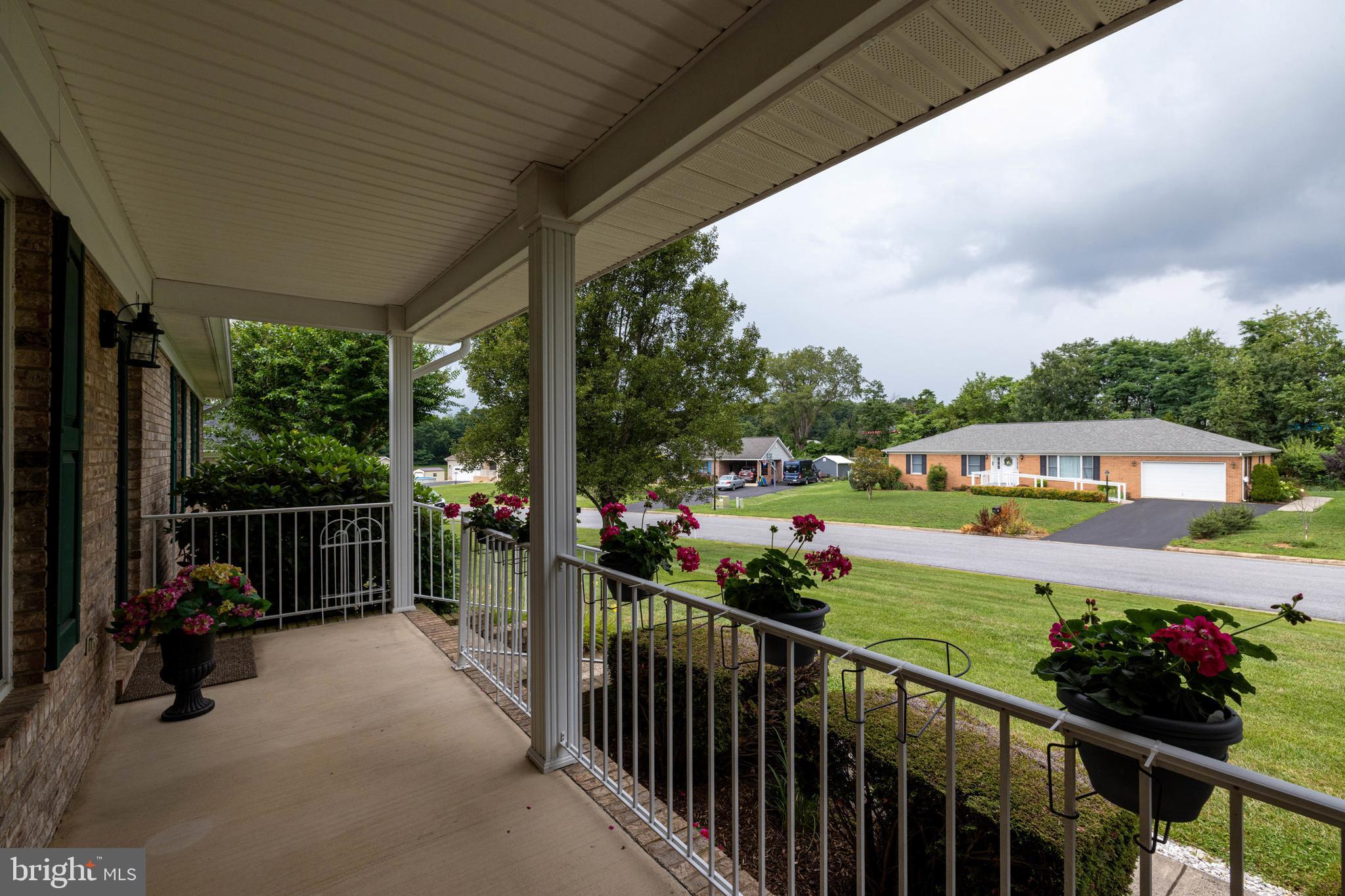THE MEADOWS - Residential