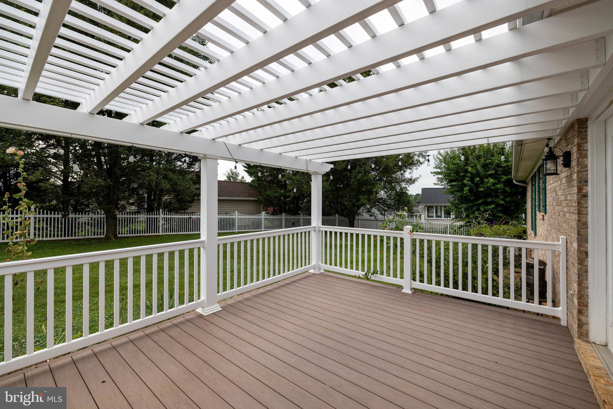 THE MEADOWS - Residential