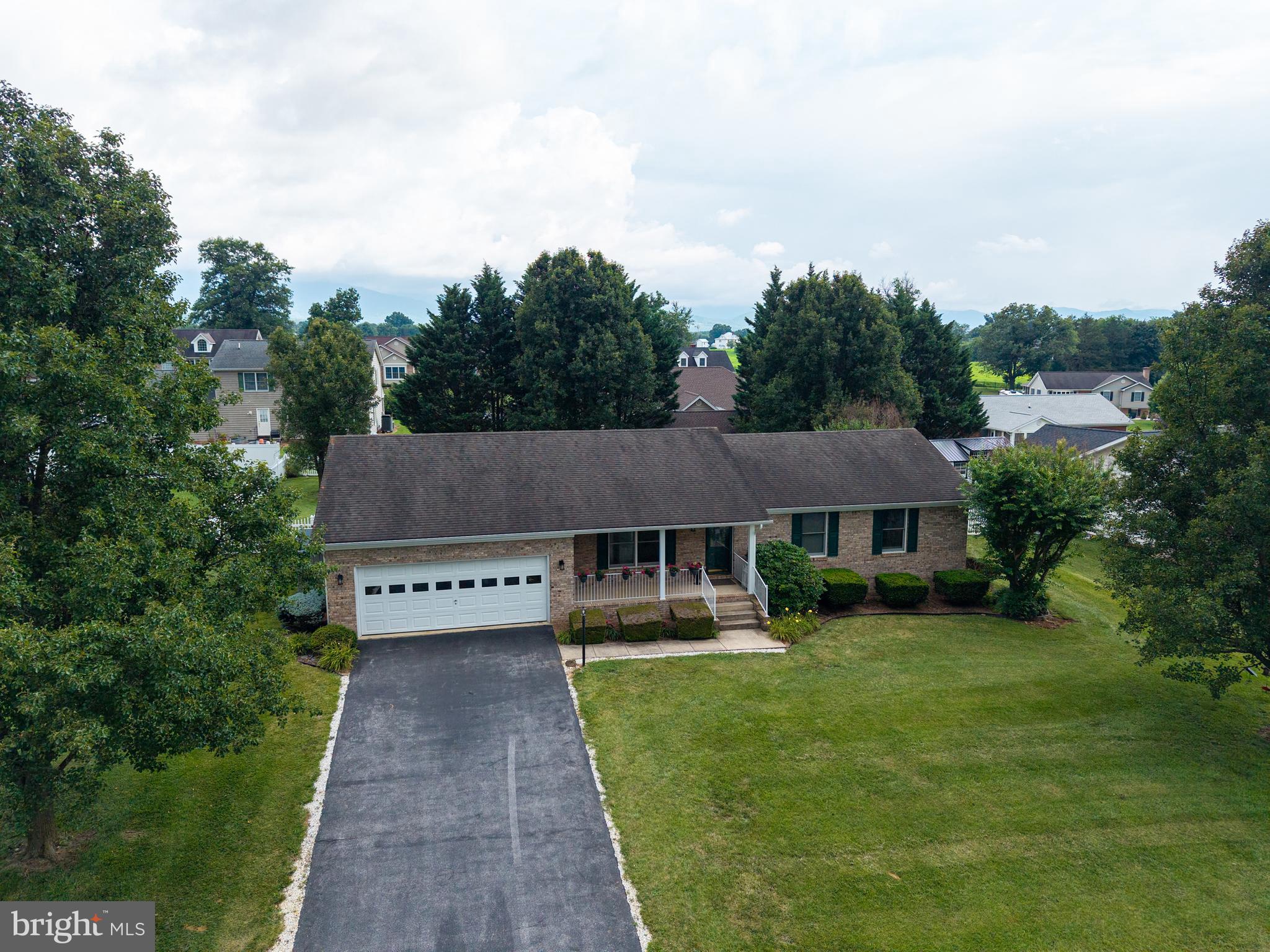 THE MEADOWS - Residential