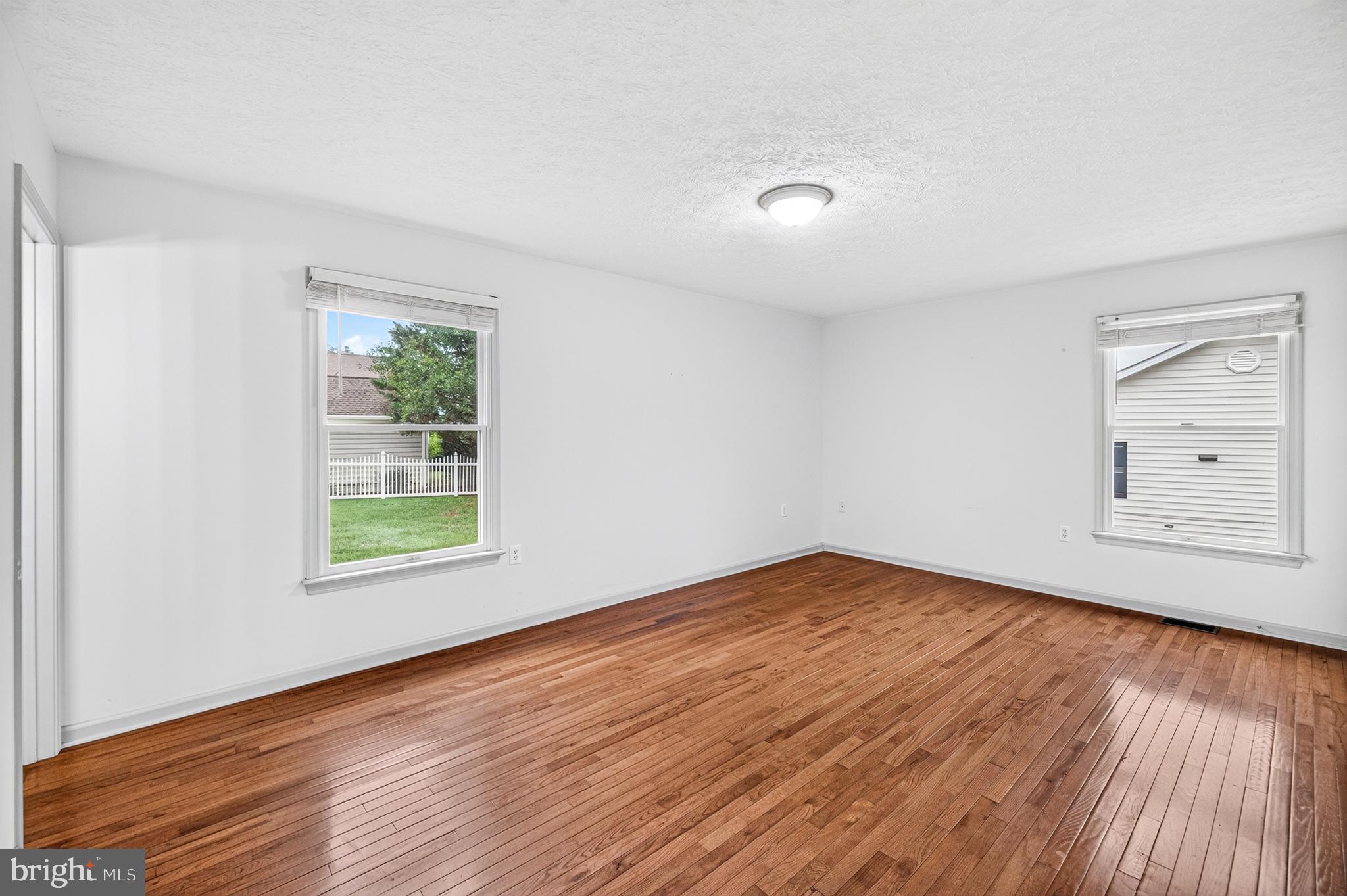 THE MEADOWS - Residential