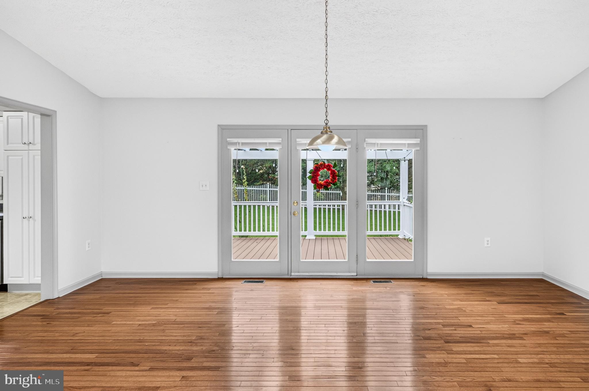 THE MEADOWS - Residential