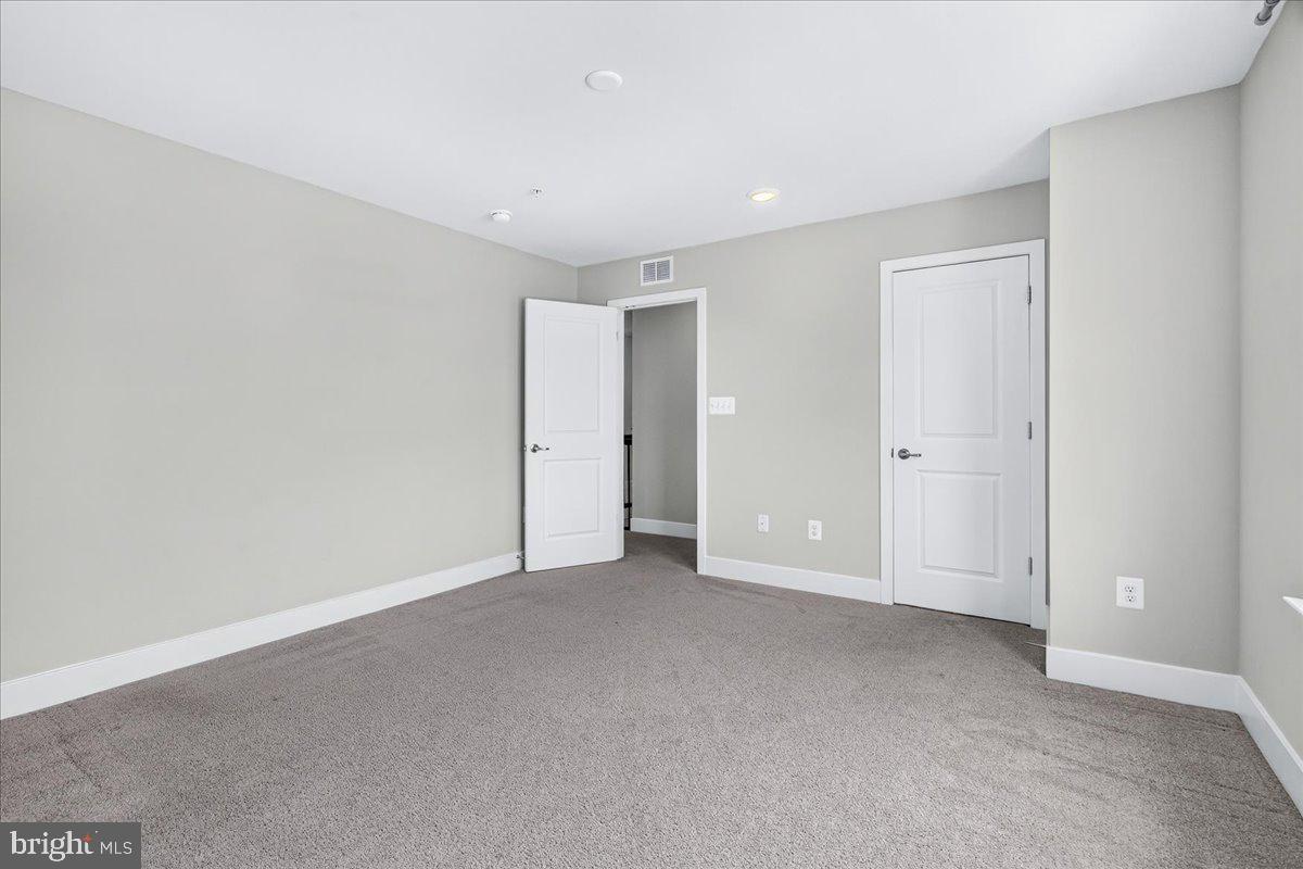 SYCAMORE RIDGE - Residential