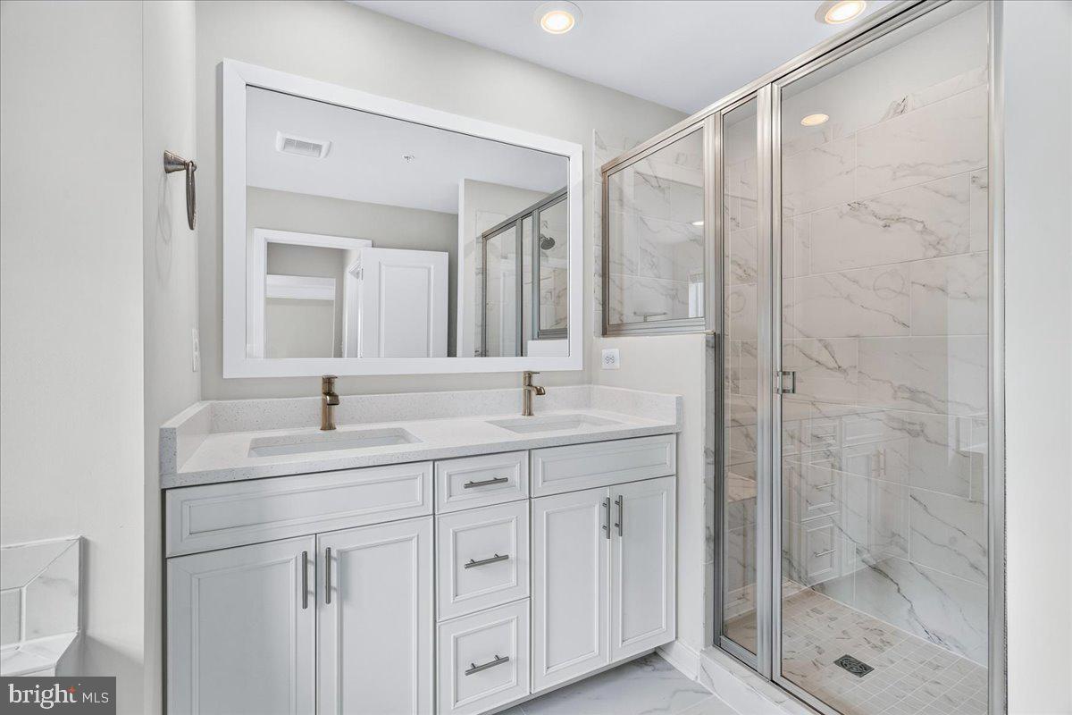 SYCAMORE RIDGE - Residential