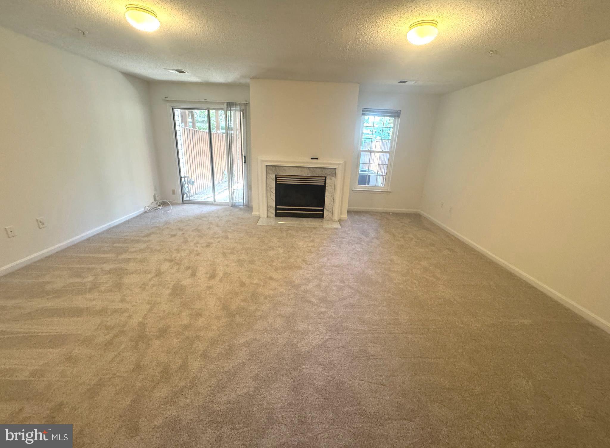 LONGMEAD - Residential