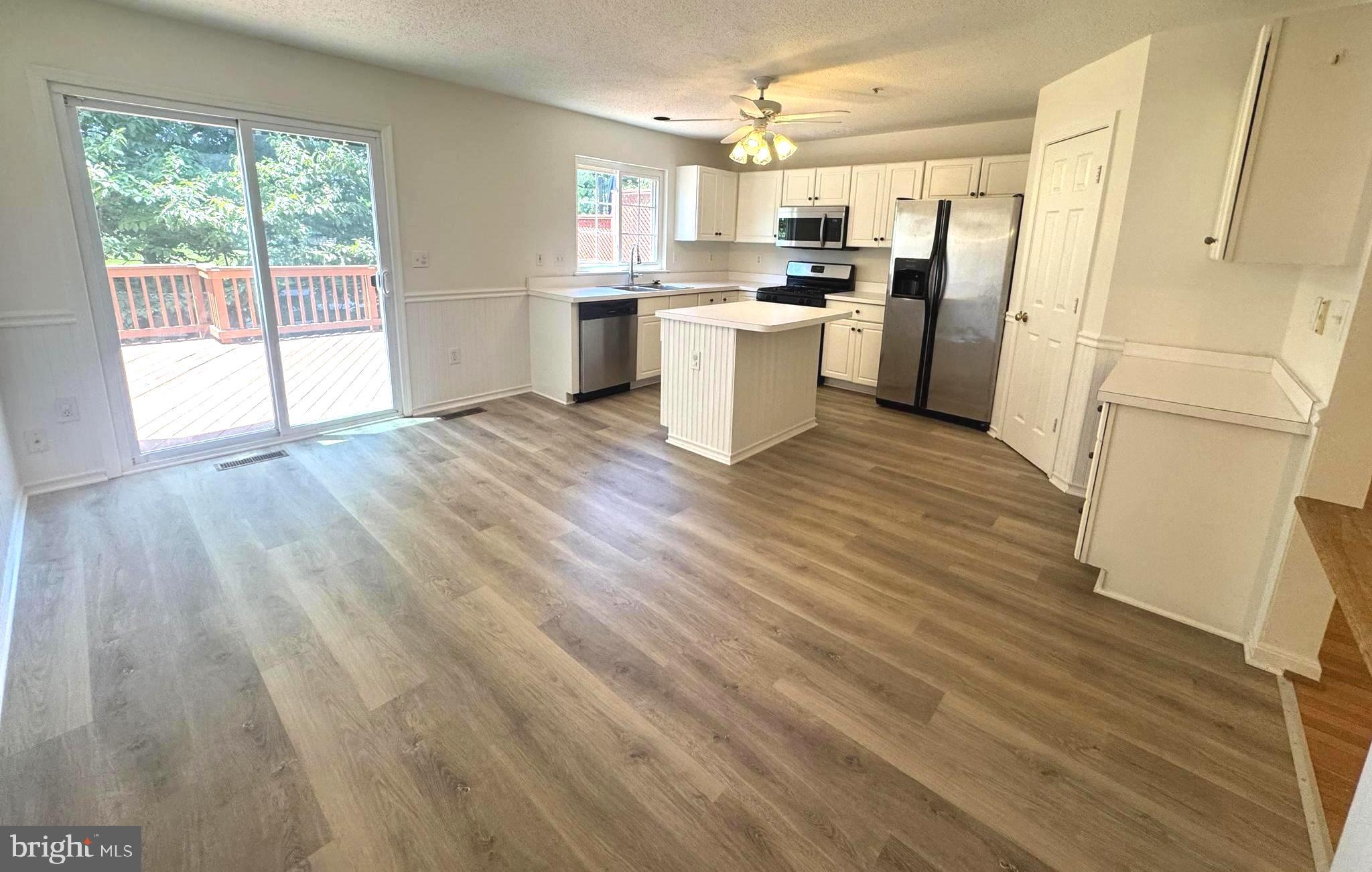 LONGMEAD - Residential