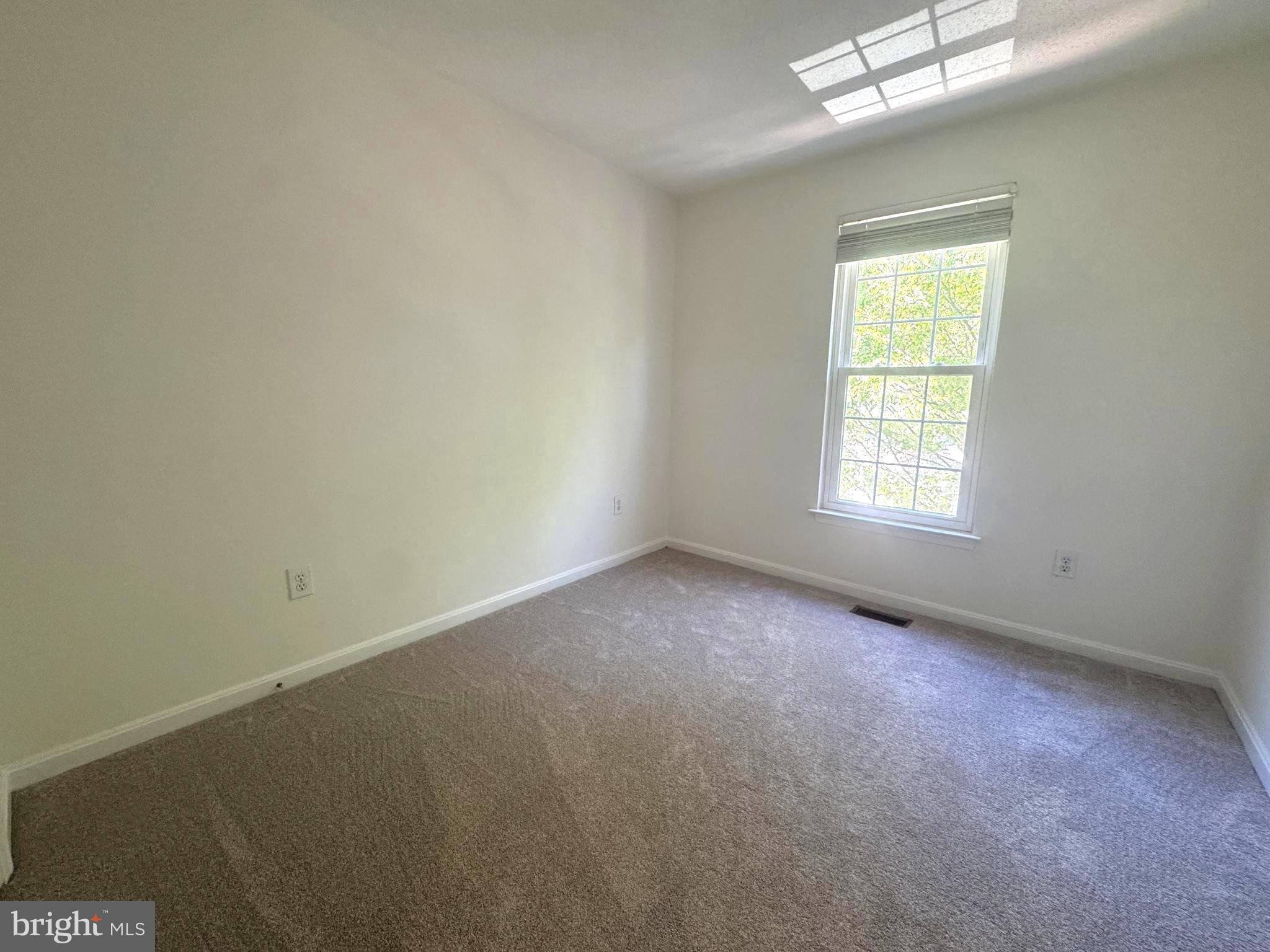 LONGMEAD - Residential