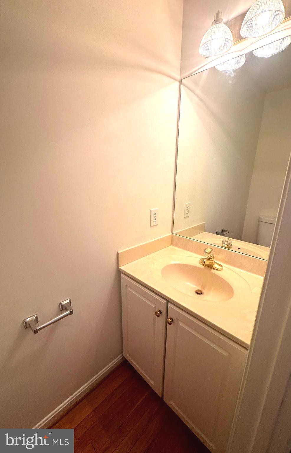 LONGMEAD - Residential