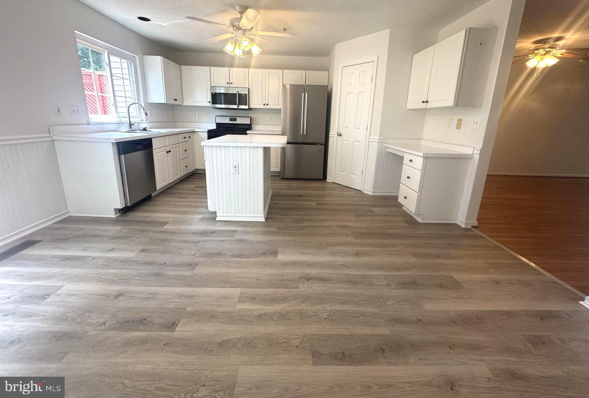 LONGMEAD - Residential