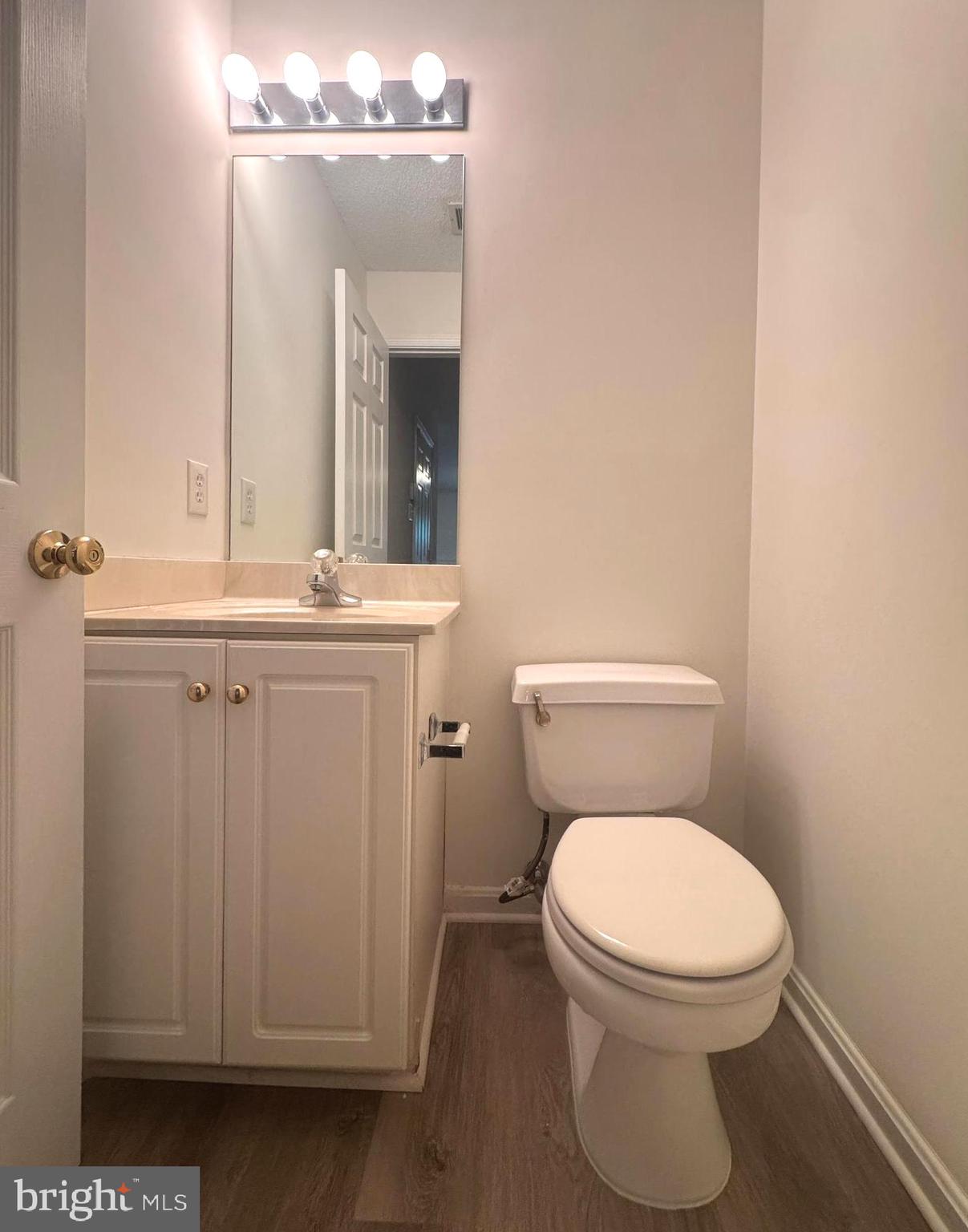 LONGMEAD - Residential