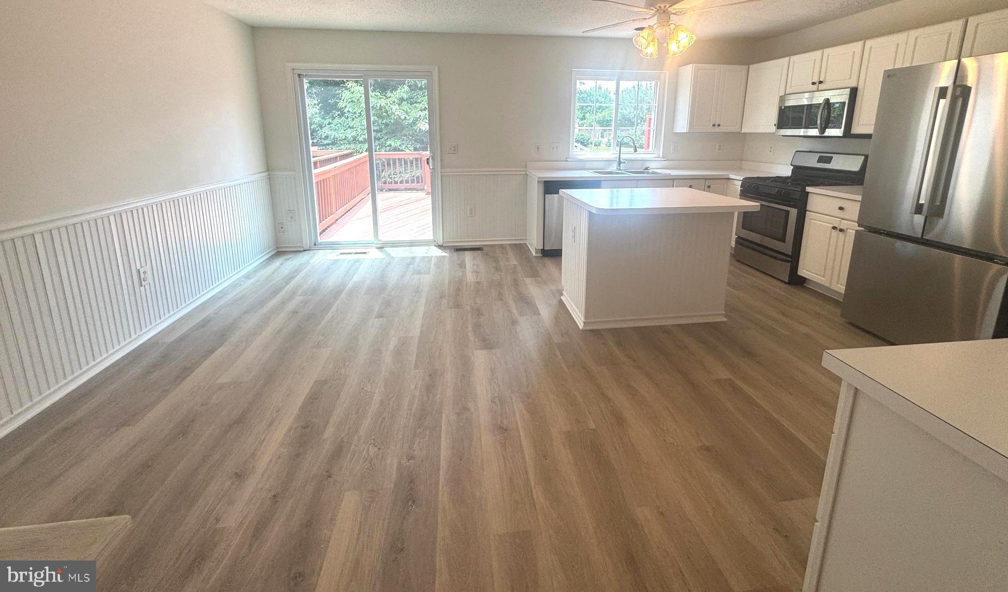 LONGMEAD - Residential