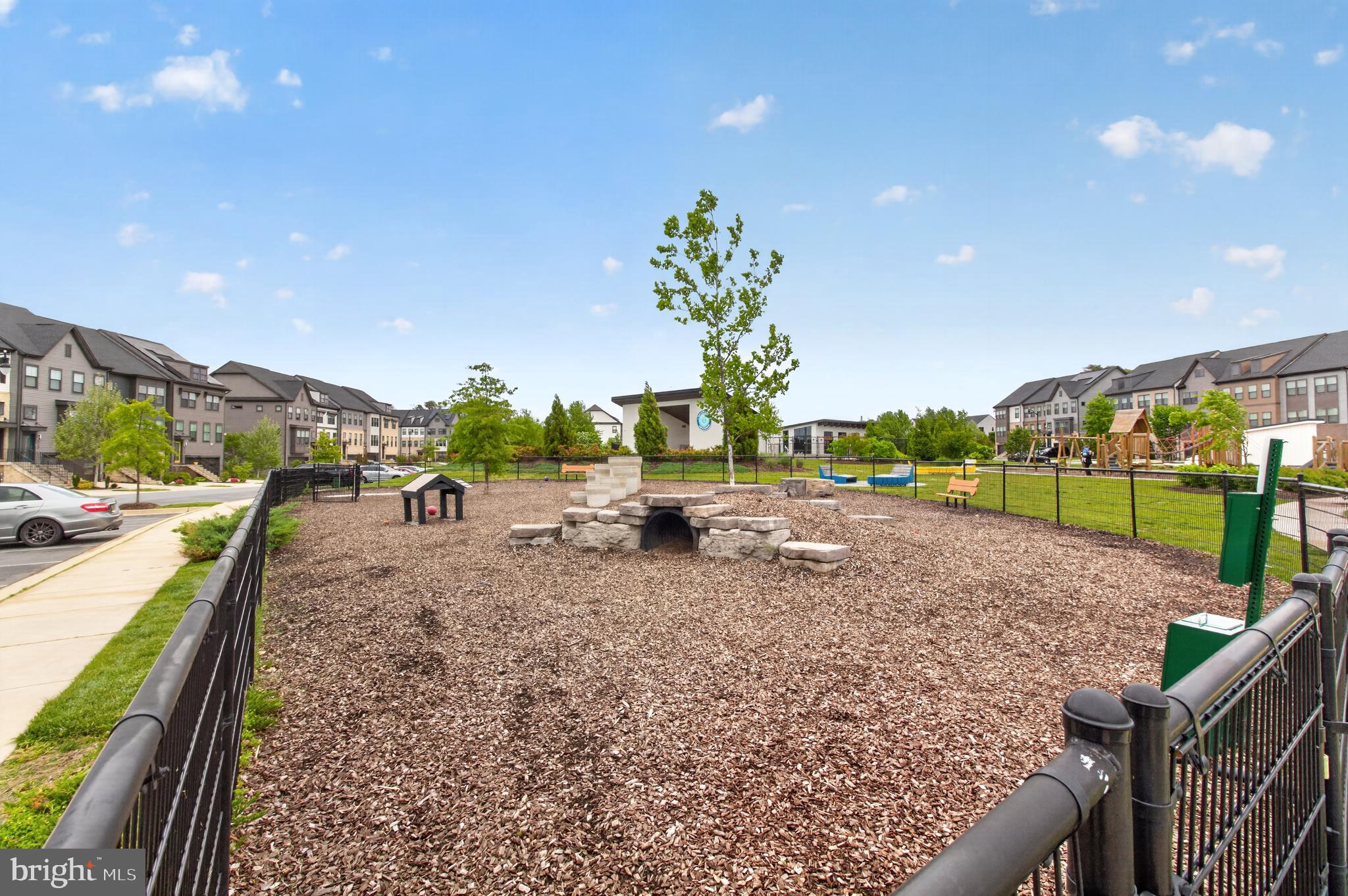 TANYARD SHORES - Residential