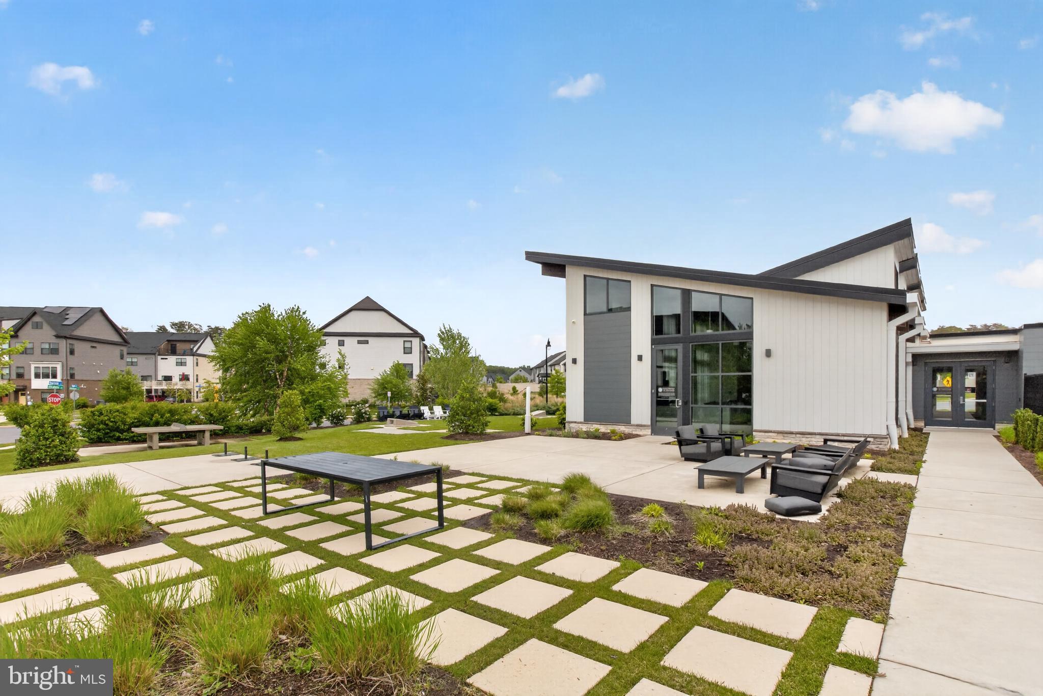 TANYARD SHORES - Residential