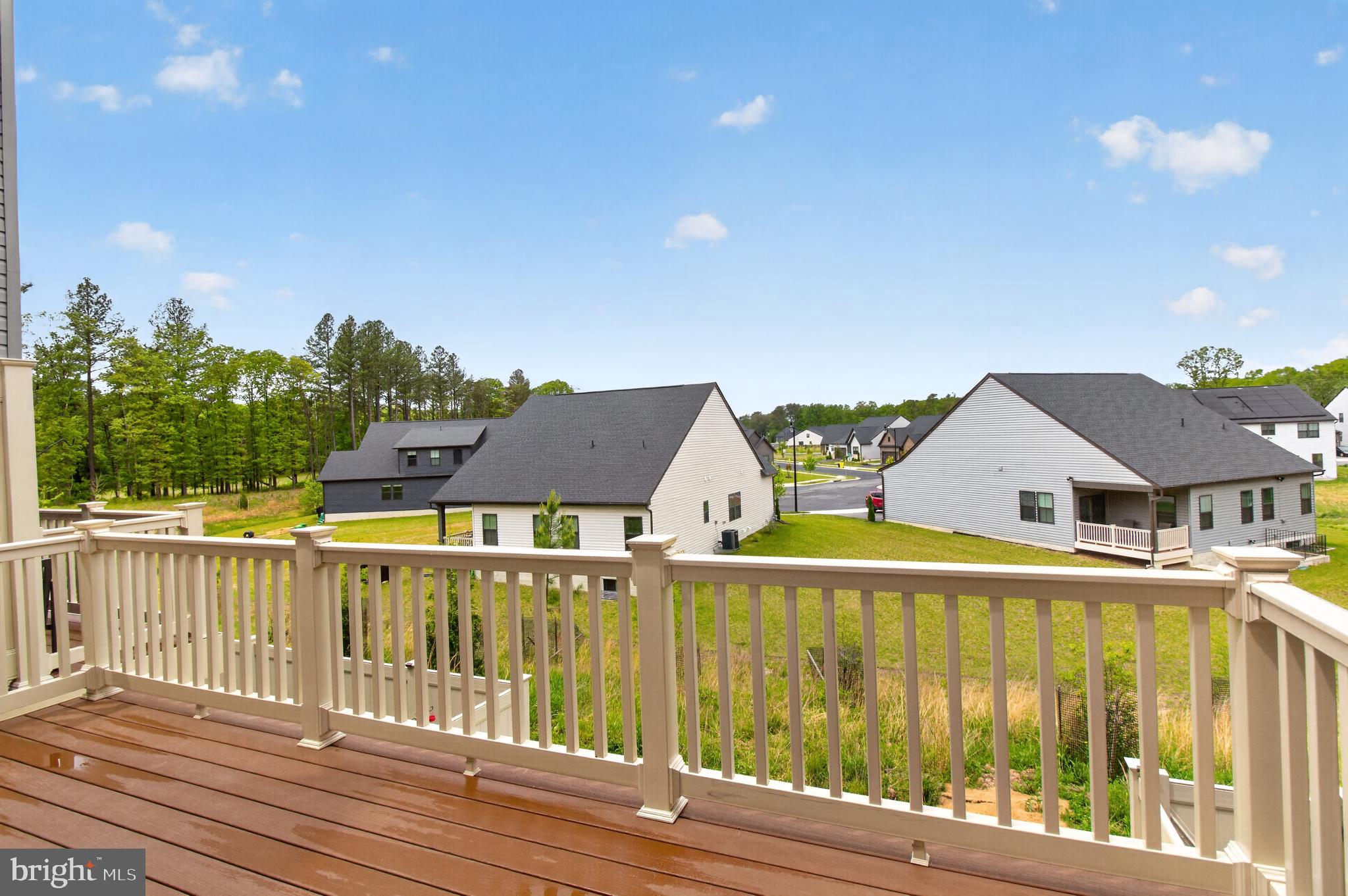 TANYARD SHORES - Residential