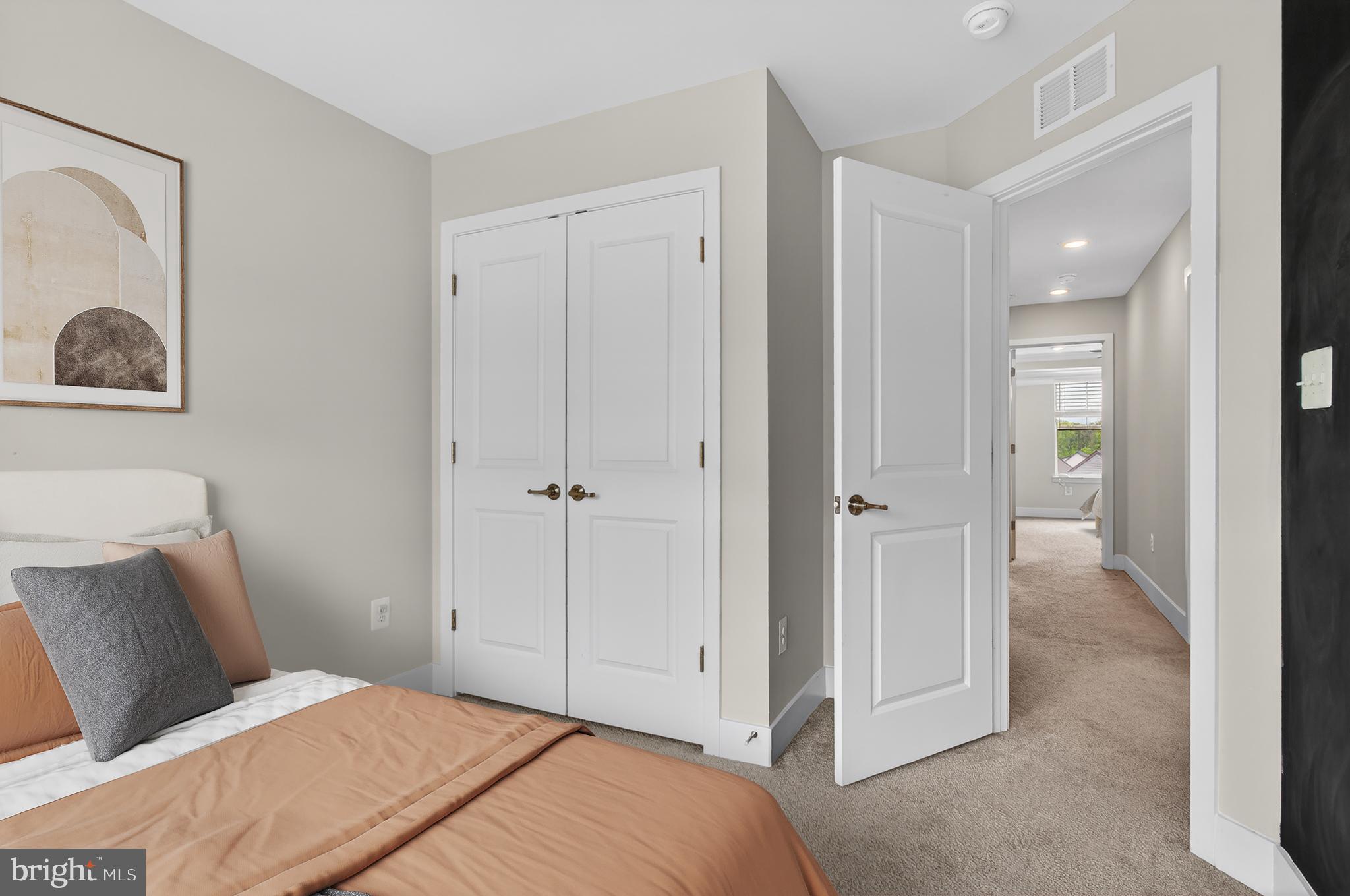 TANYARD SHORES - Residential