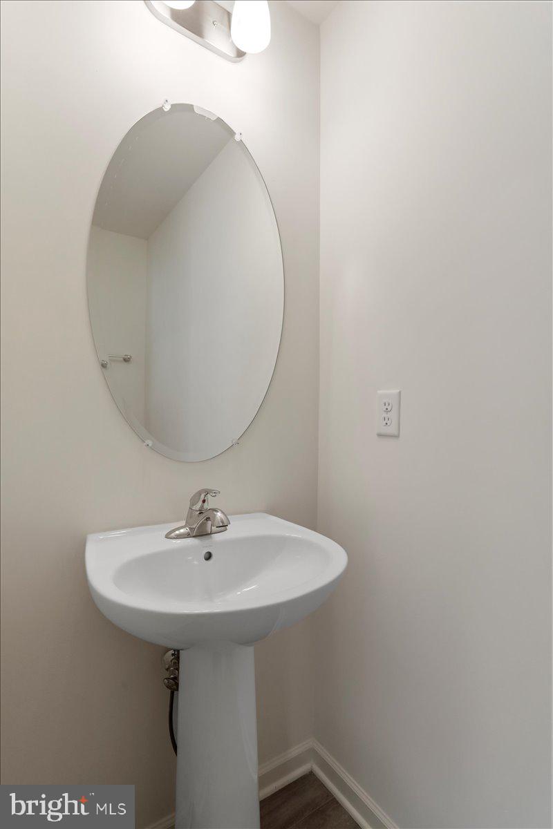 ARCHERS ROCK - Residential