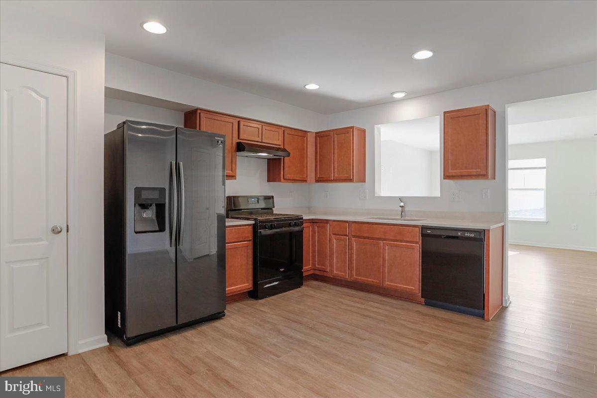 ARCHERS ROCK - Residential