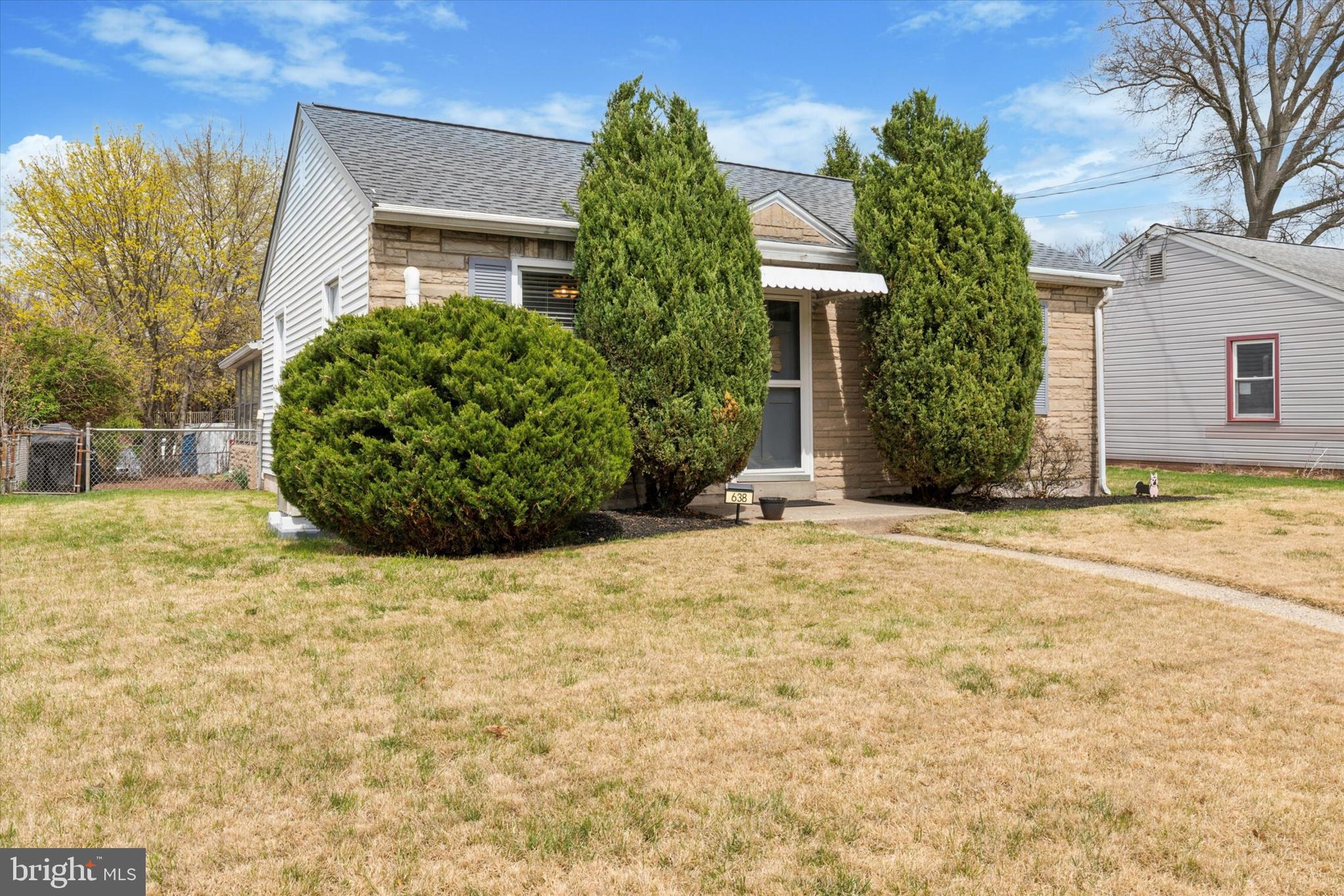 LANSDALE - Residential