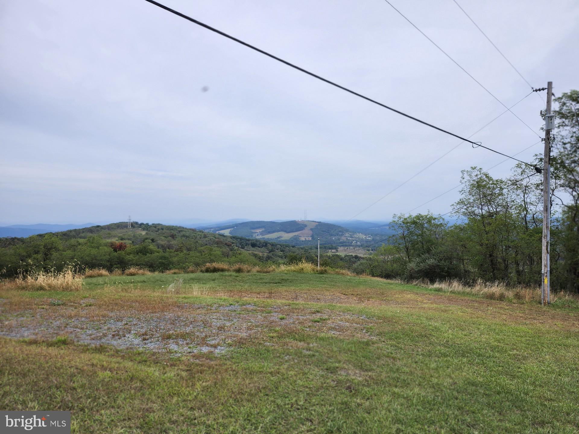 LOST MOUNTAIN - Land