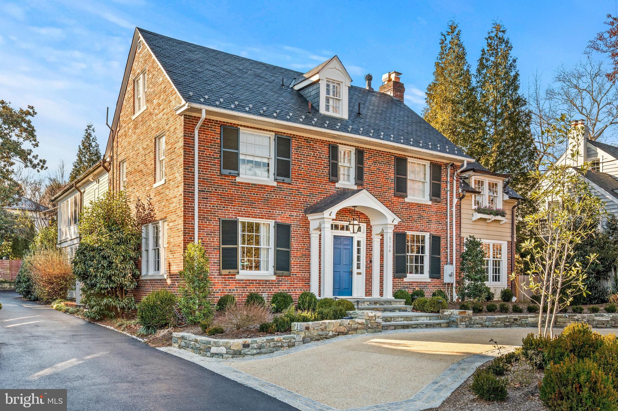 CHEVY CHASE VILLAGE - Residential