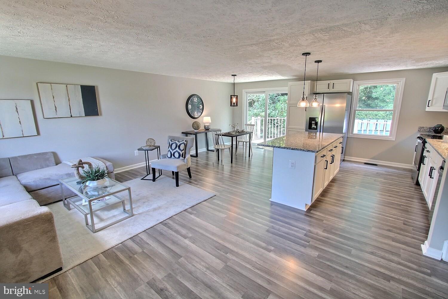 HUNT CLUB ESTATES SUB - Residential