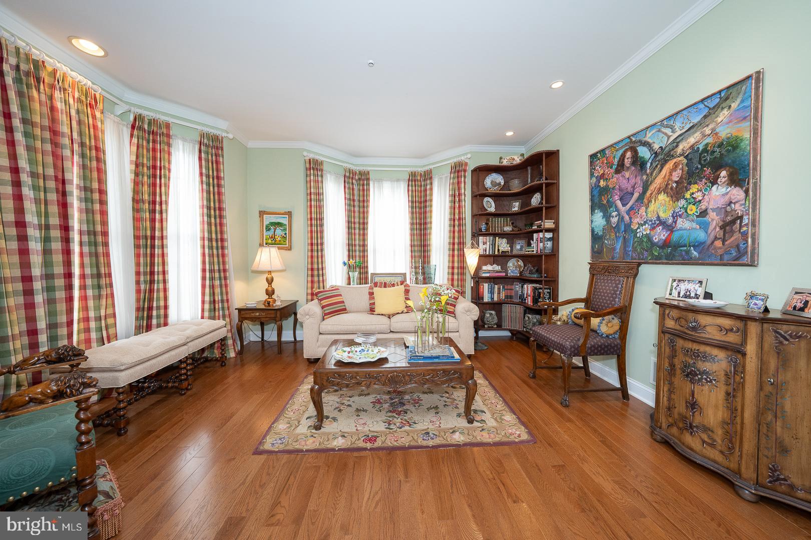 MERION HILL - Residential