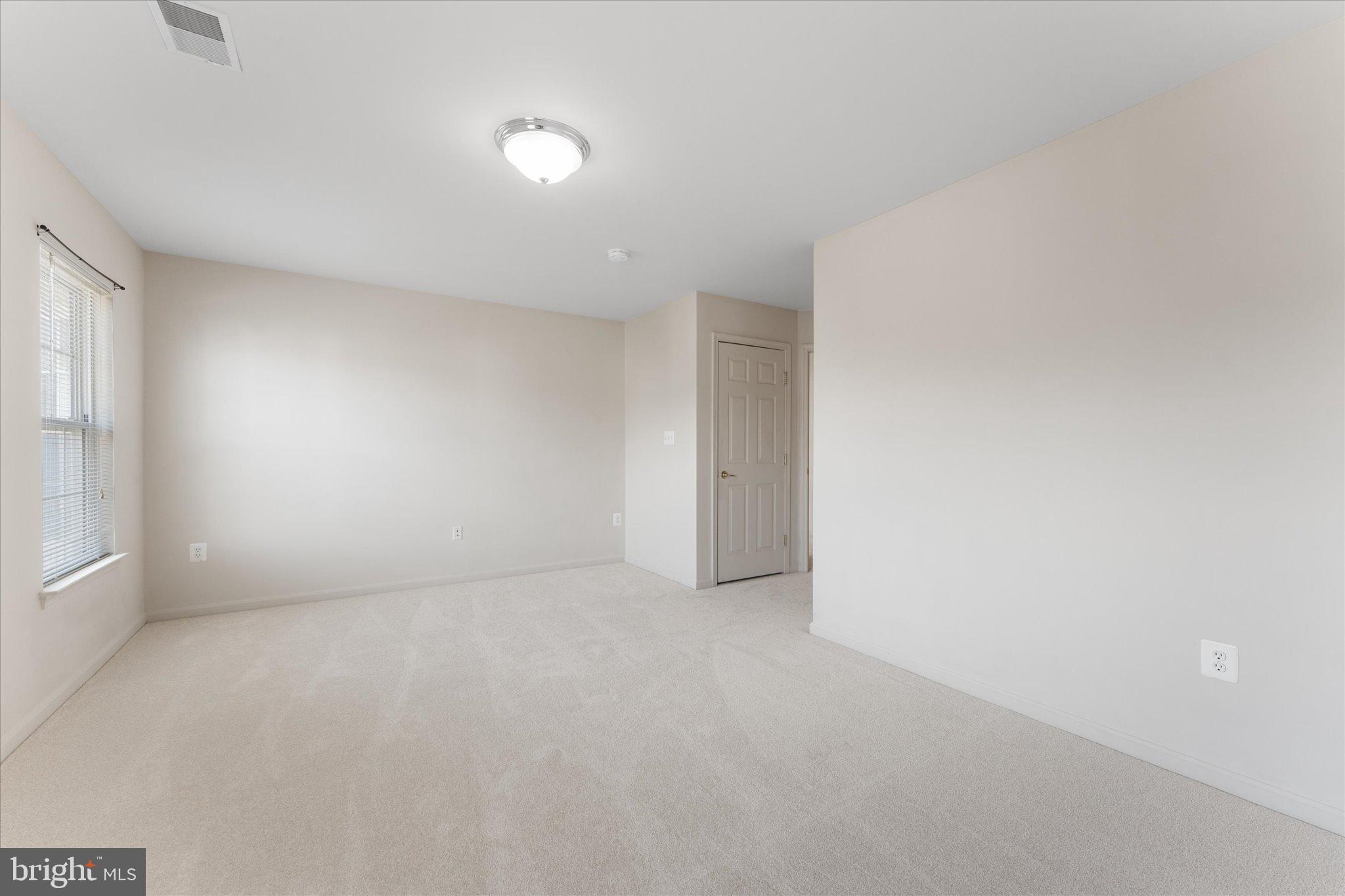 PORT POTOMAC - Residential