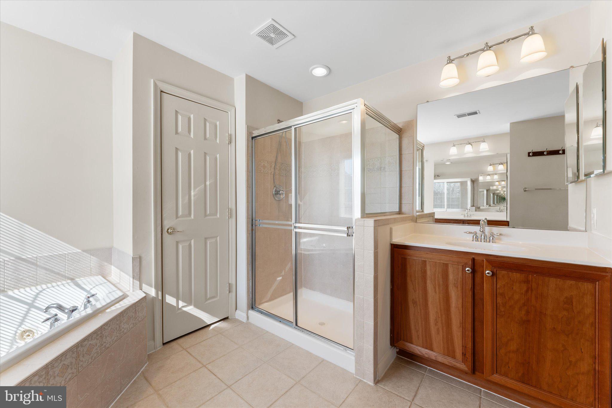PORT POTOMAC - Residential