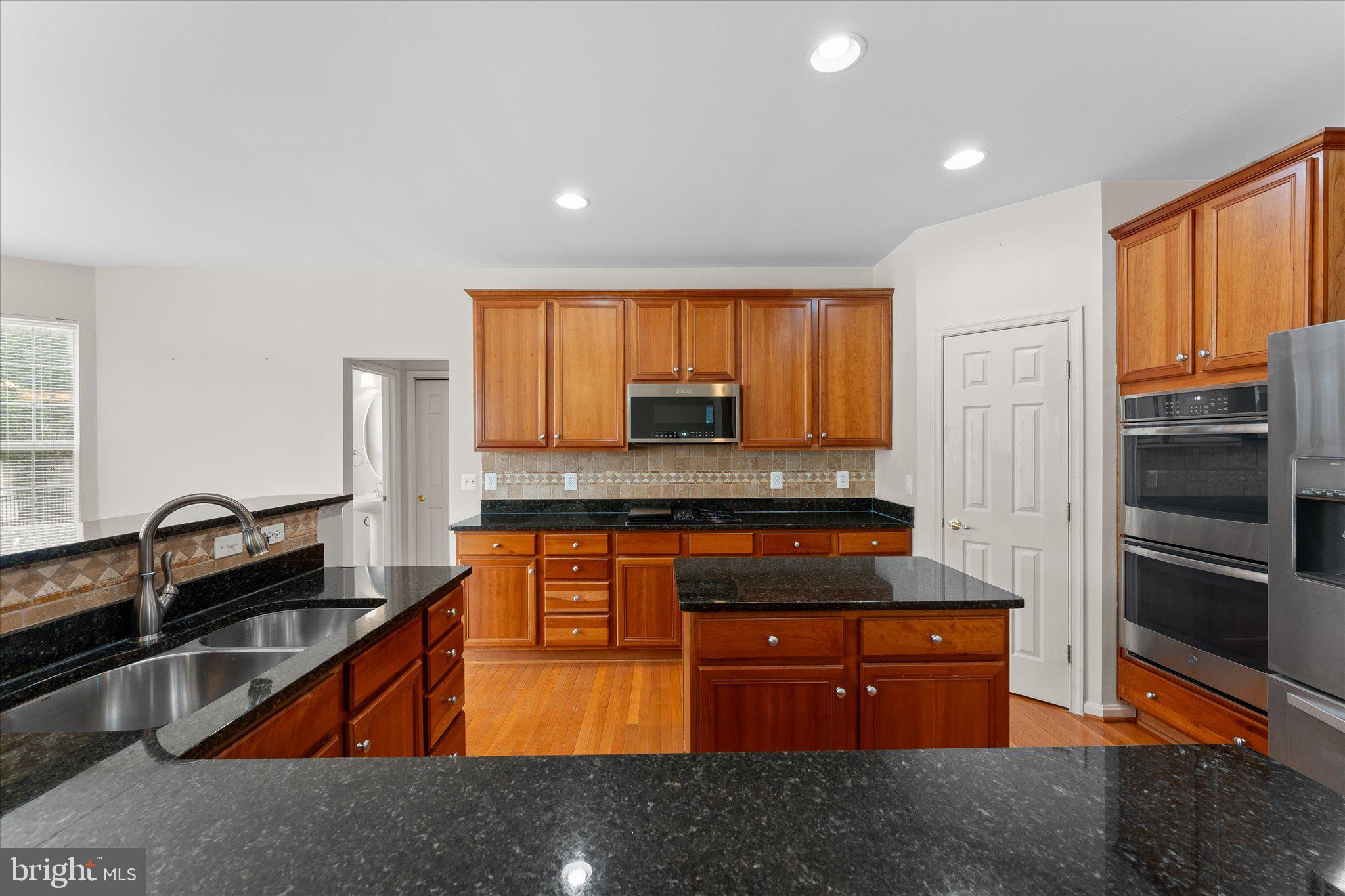 PORT POTOMAC - Residential