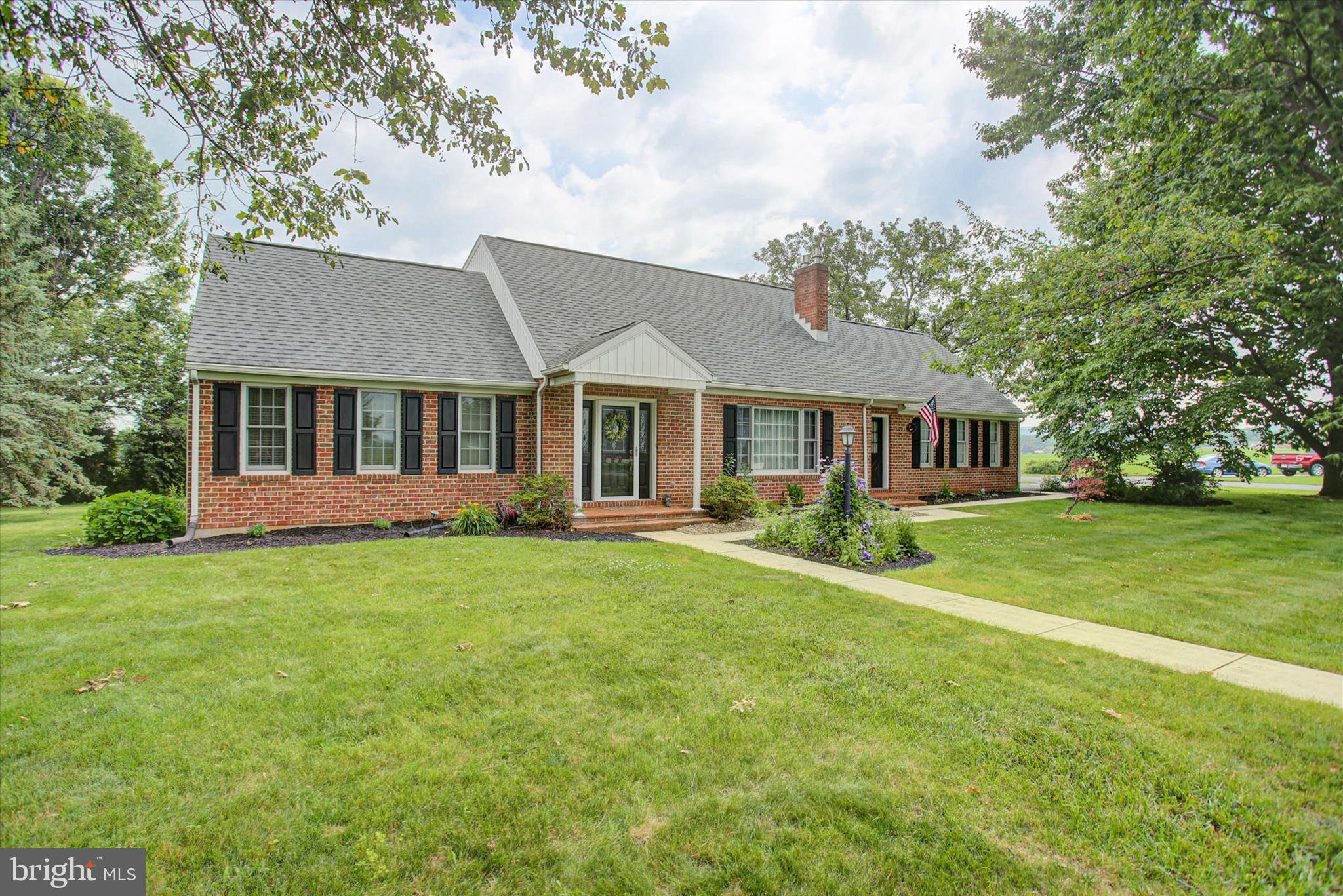 SYCAMORE MEADOWS - Residential