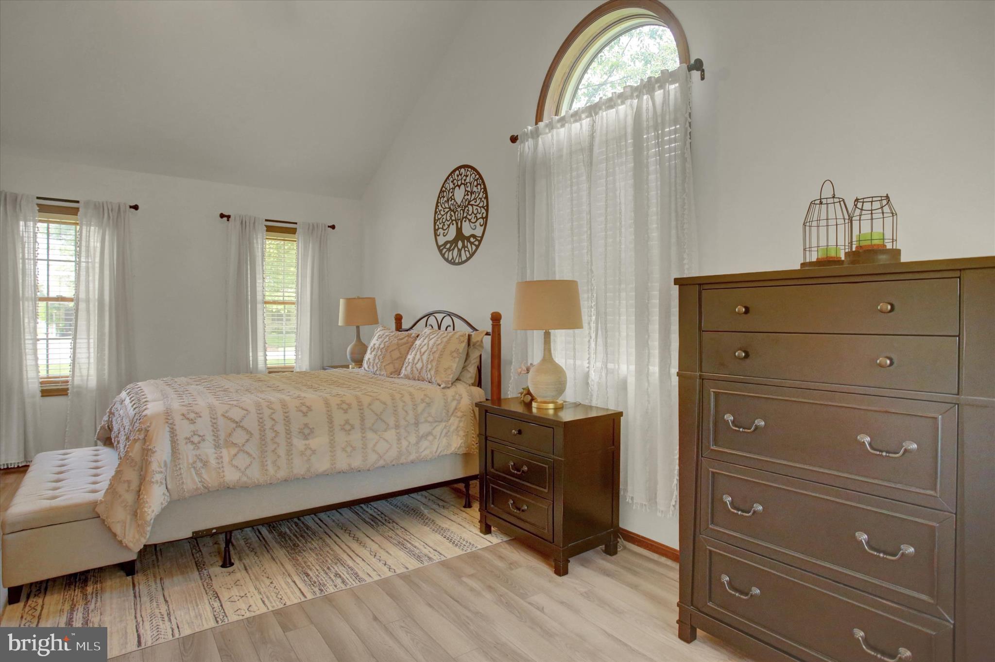 SYCAMORE MEADOWS - Residential