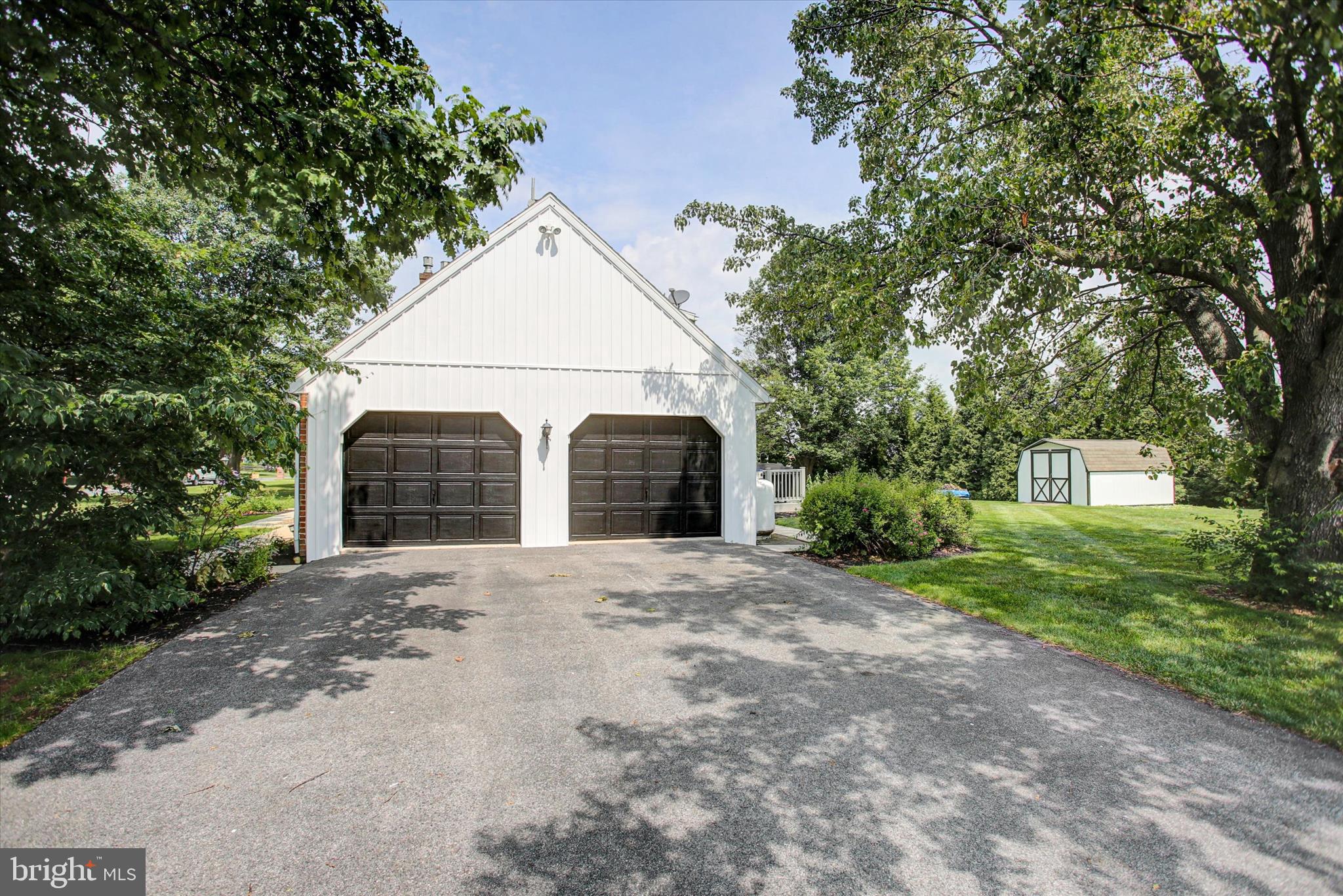 SYCAMORE MEADOWS - Residential