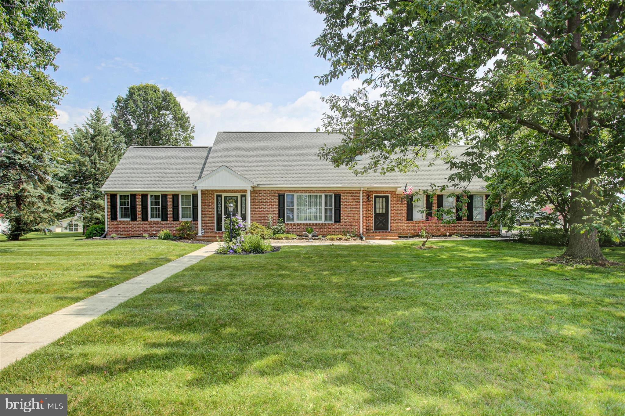 SYCAMORE MEADOWS - Residential