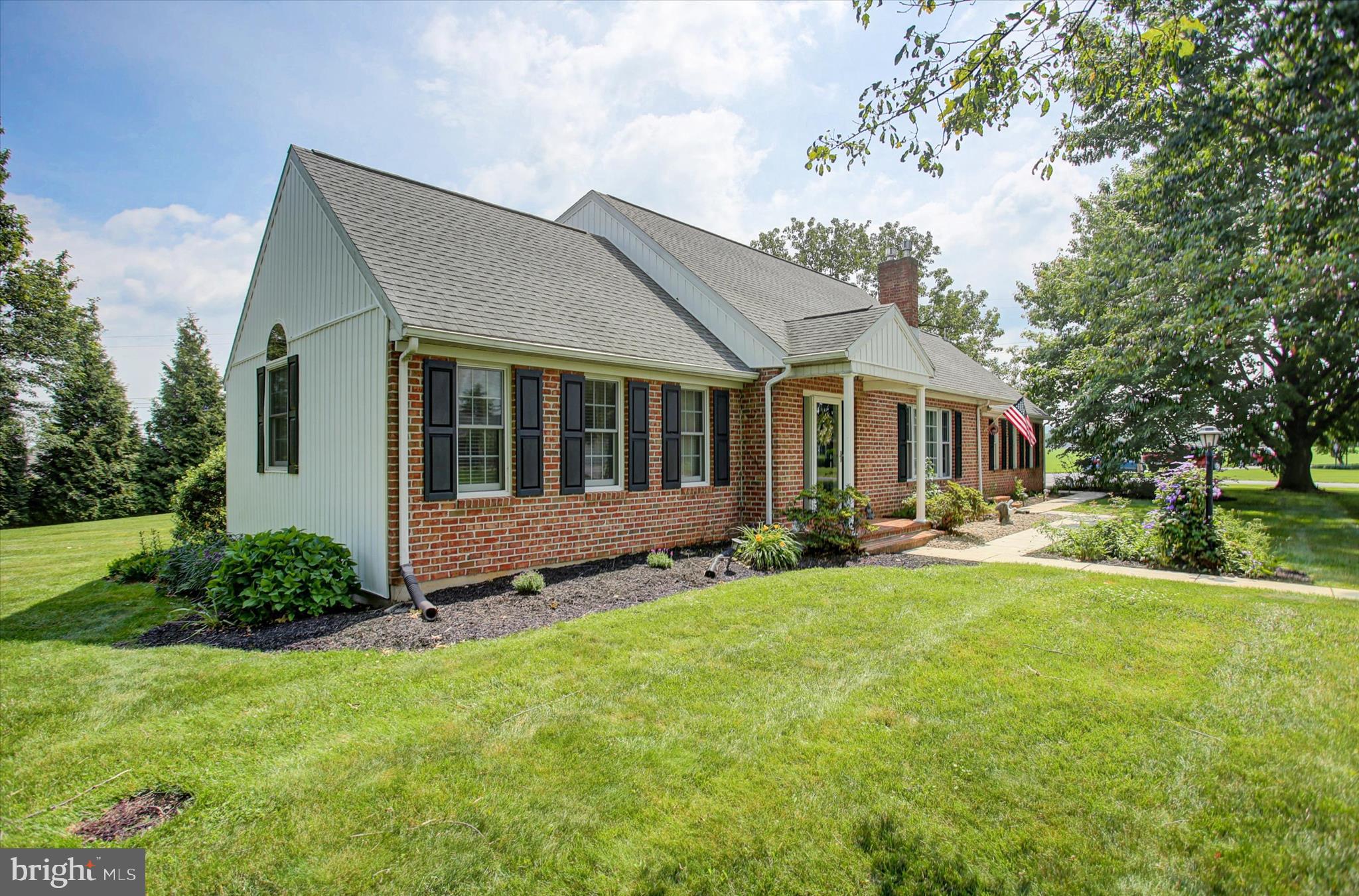 SYCAMORE MEADOWS - Residential