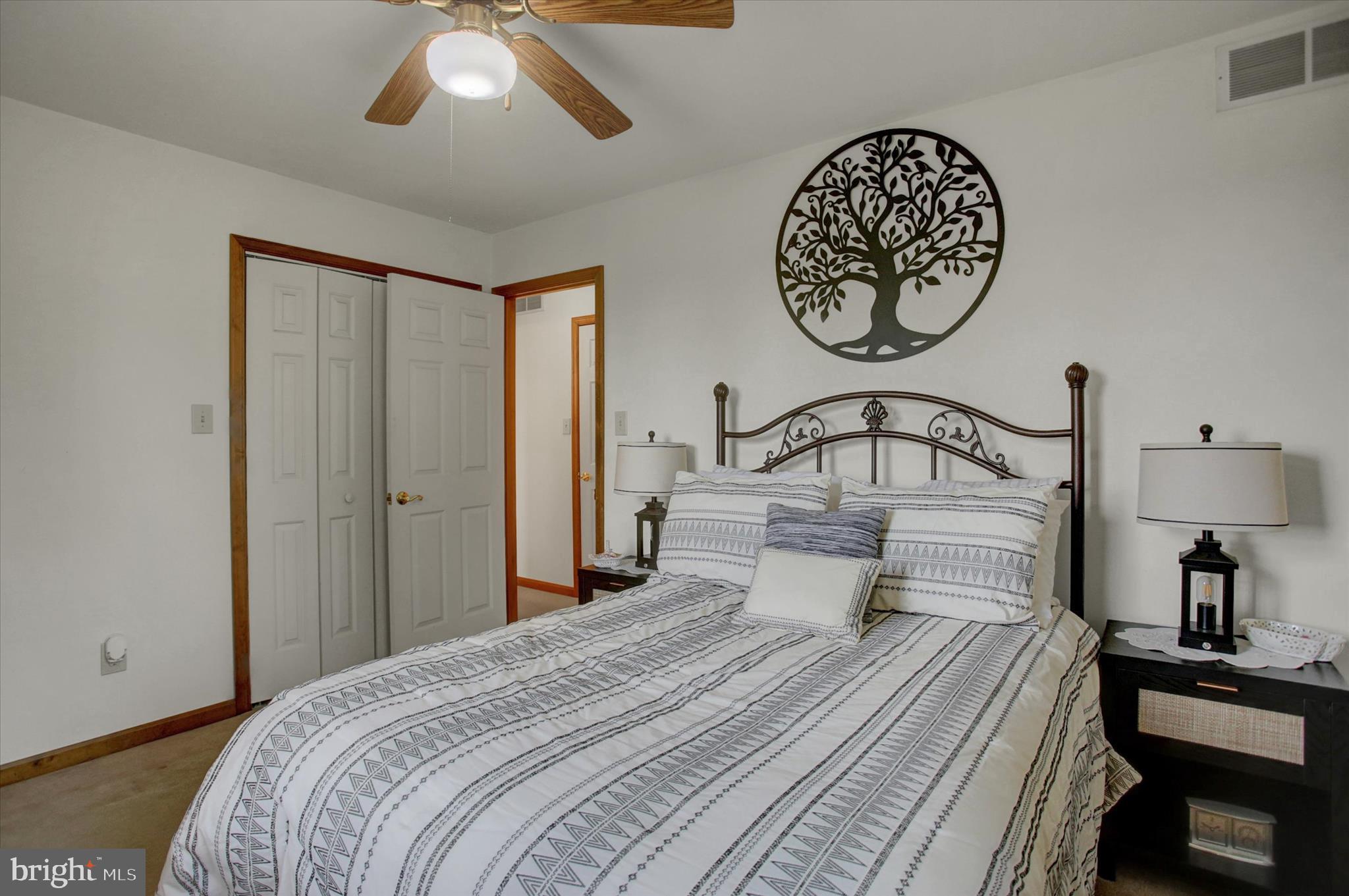 SYCAMORE MEADOWS - Residential