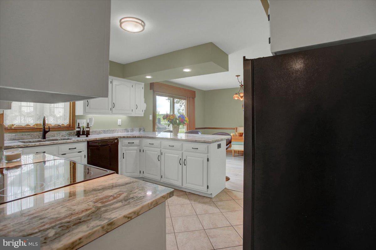 SYCAMORE MEADOWS - Residential